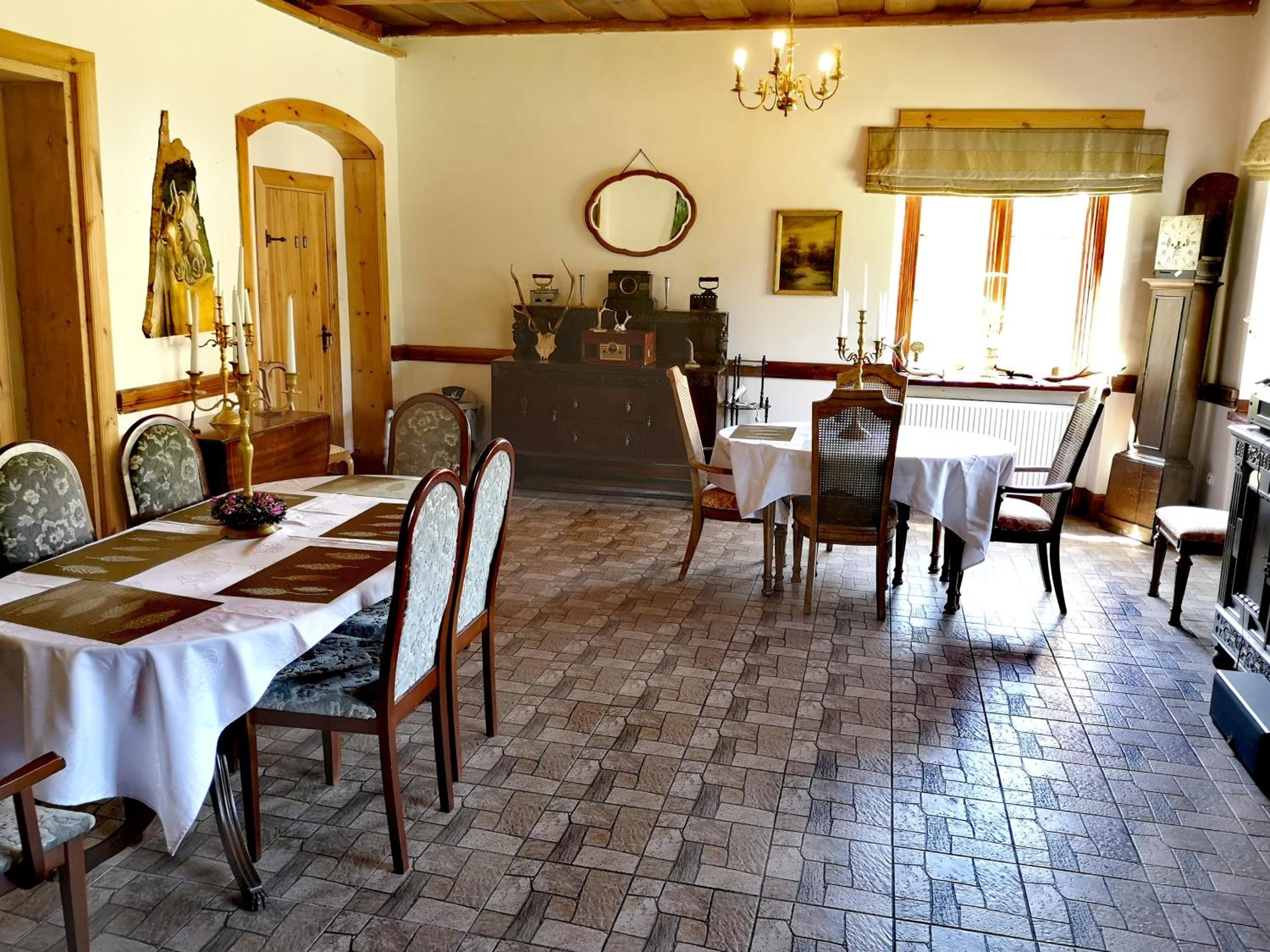 Double Room - Photo 18