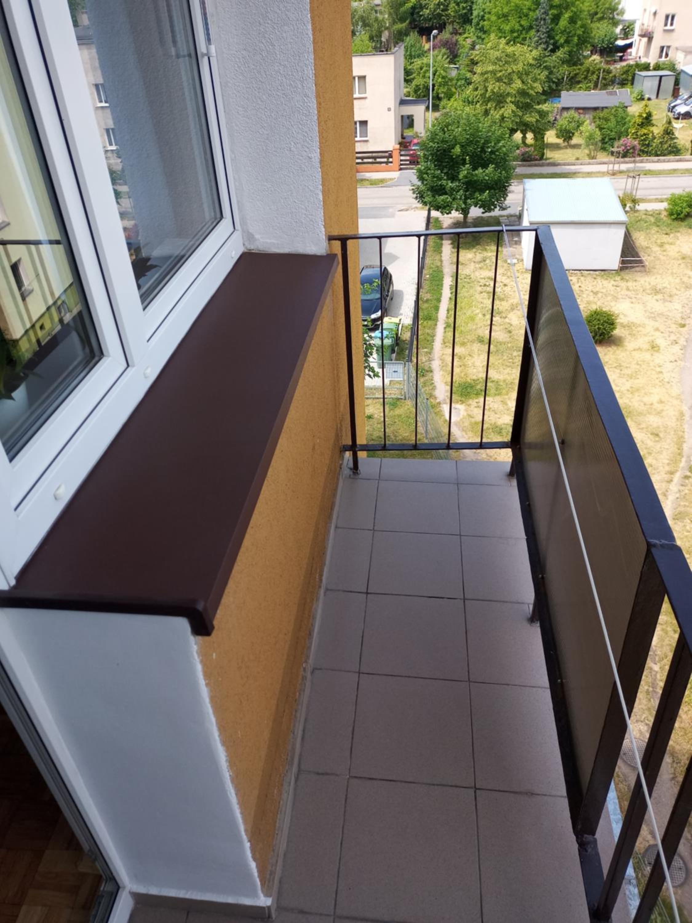 One-Bedroom Apartment - Photo 3