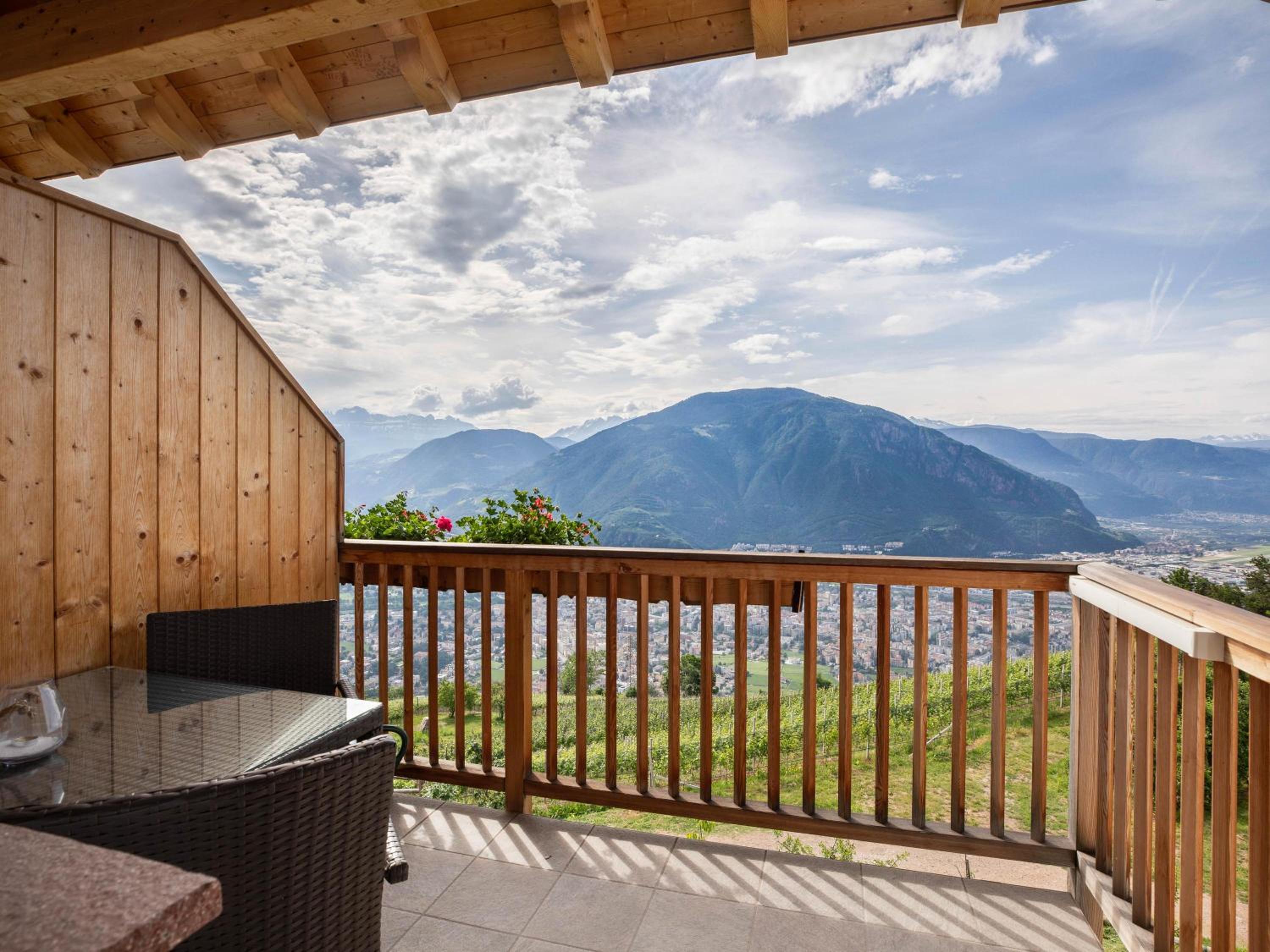 Superior One-Bedroom Apartment with Balcony - Photo 28