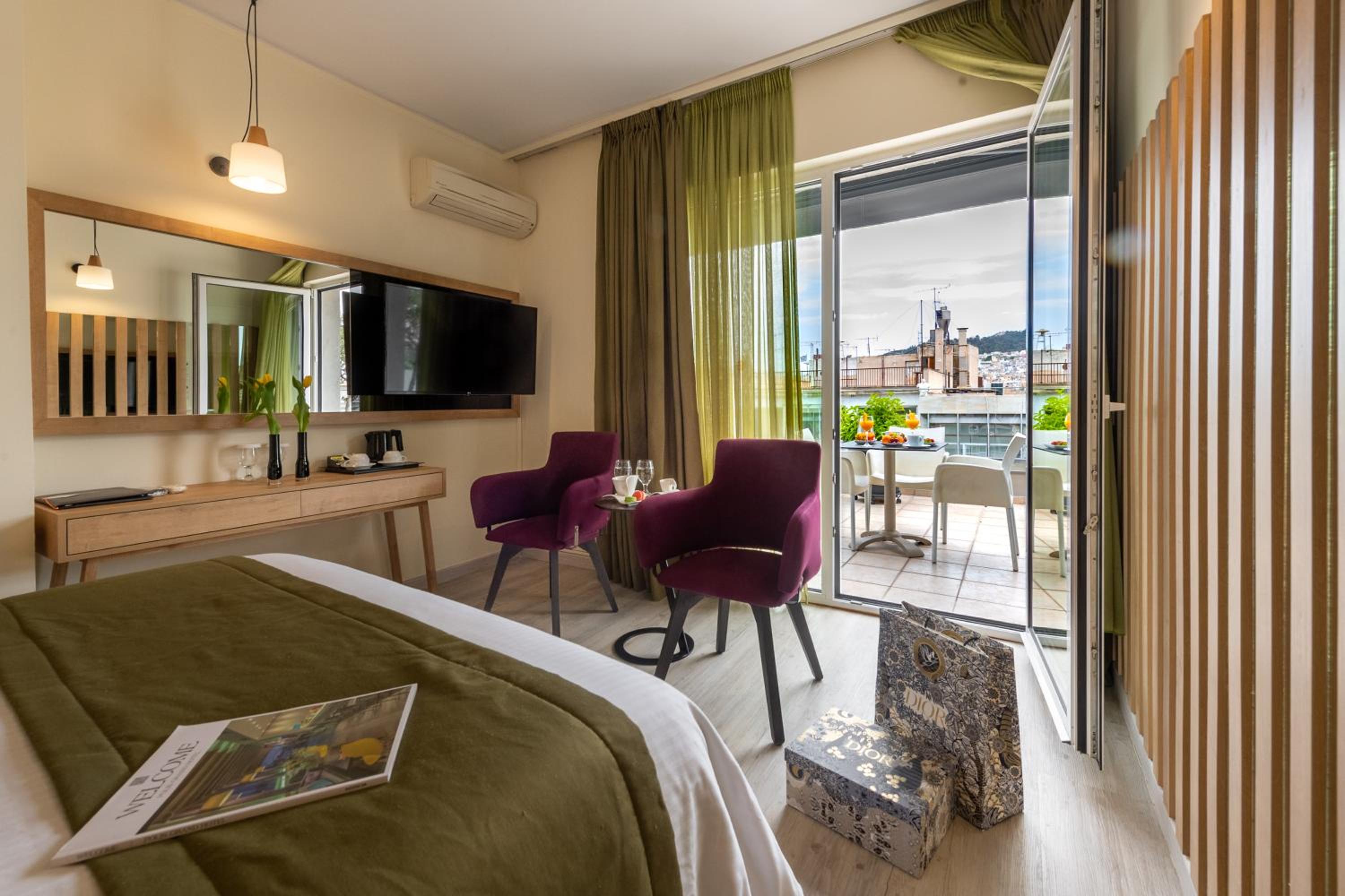 Executive Double with private Veranda Acropolis view