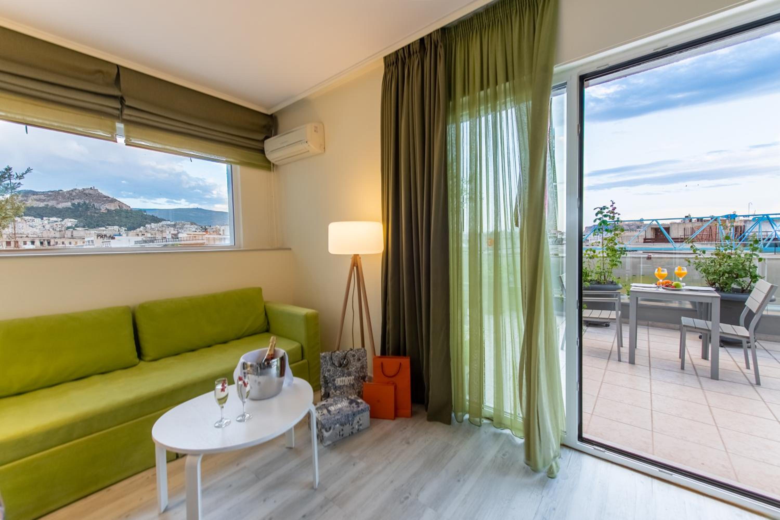 Suite with Private Veranda & Acropolis View thumbnail 6