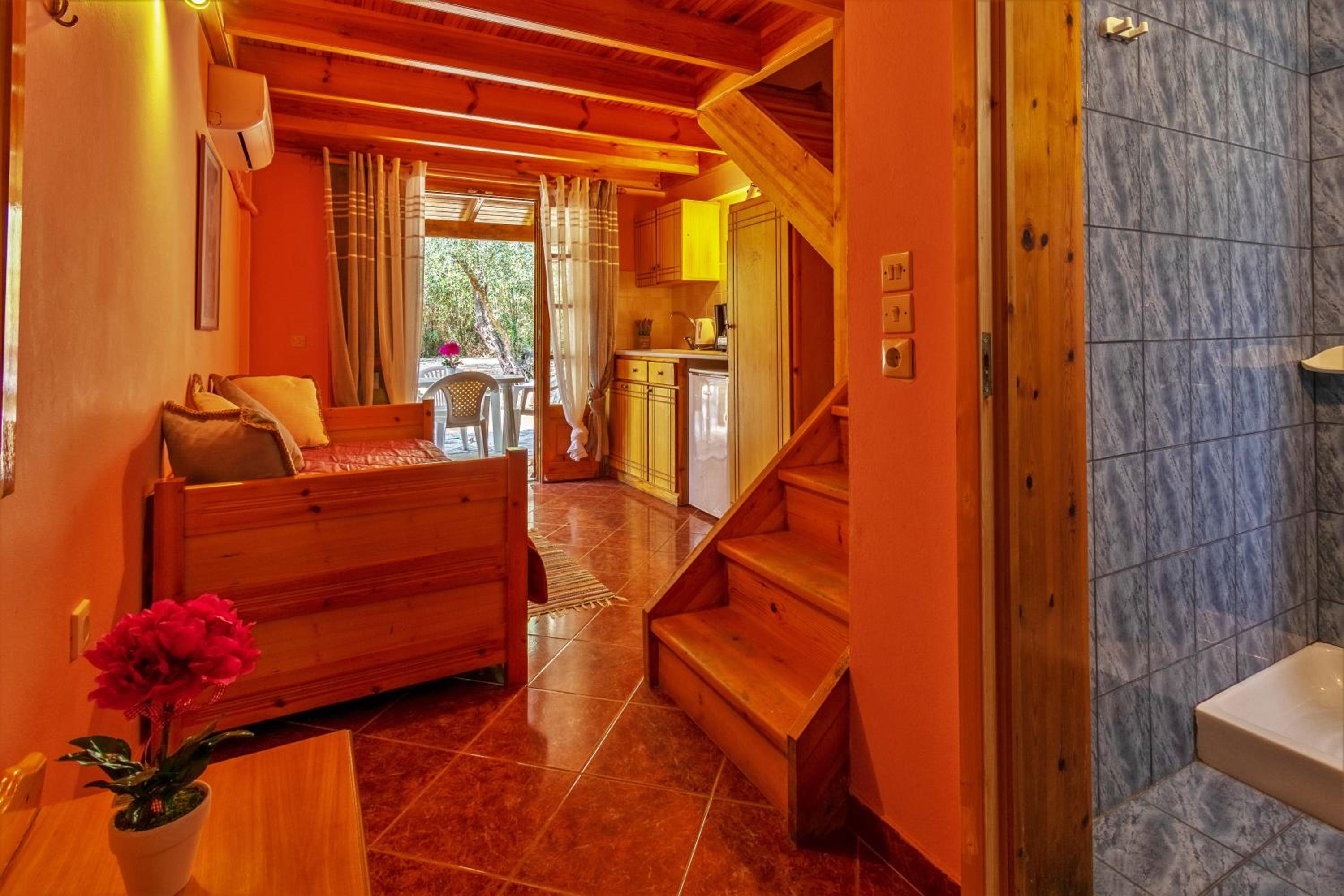 Maisonette photo 2