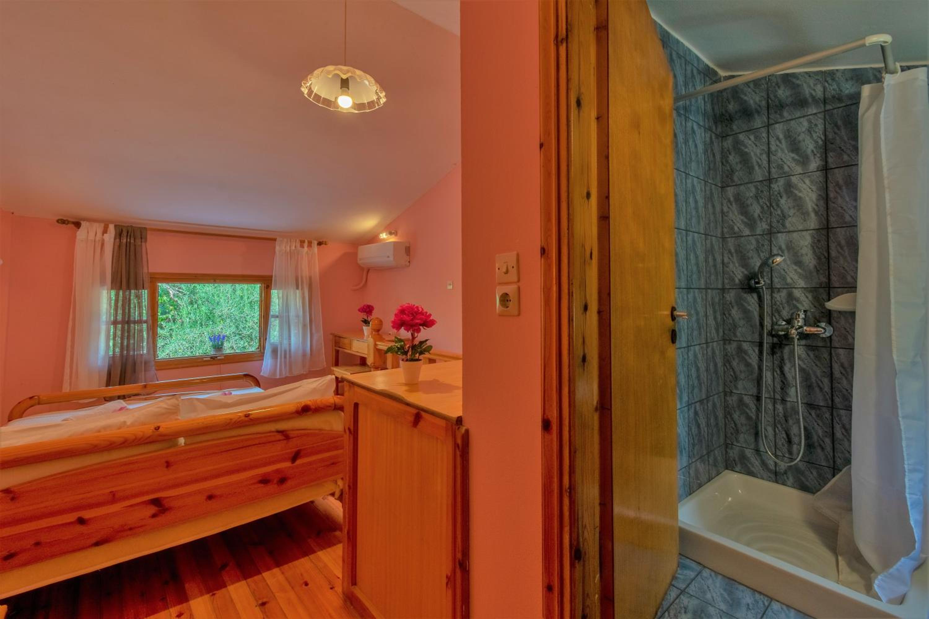 Maisonette photo 2