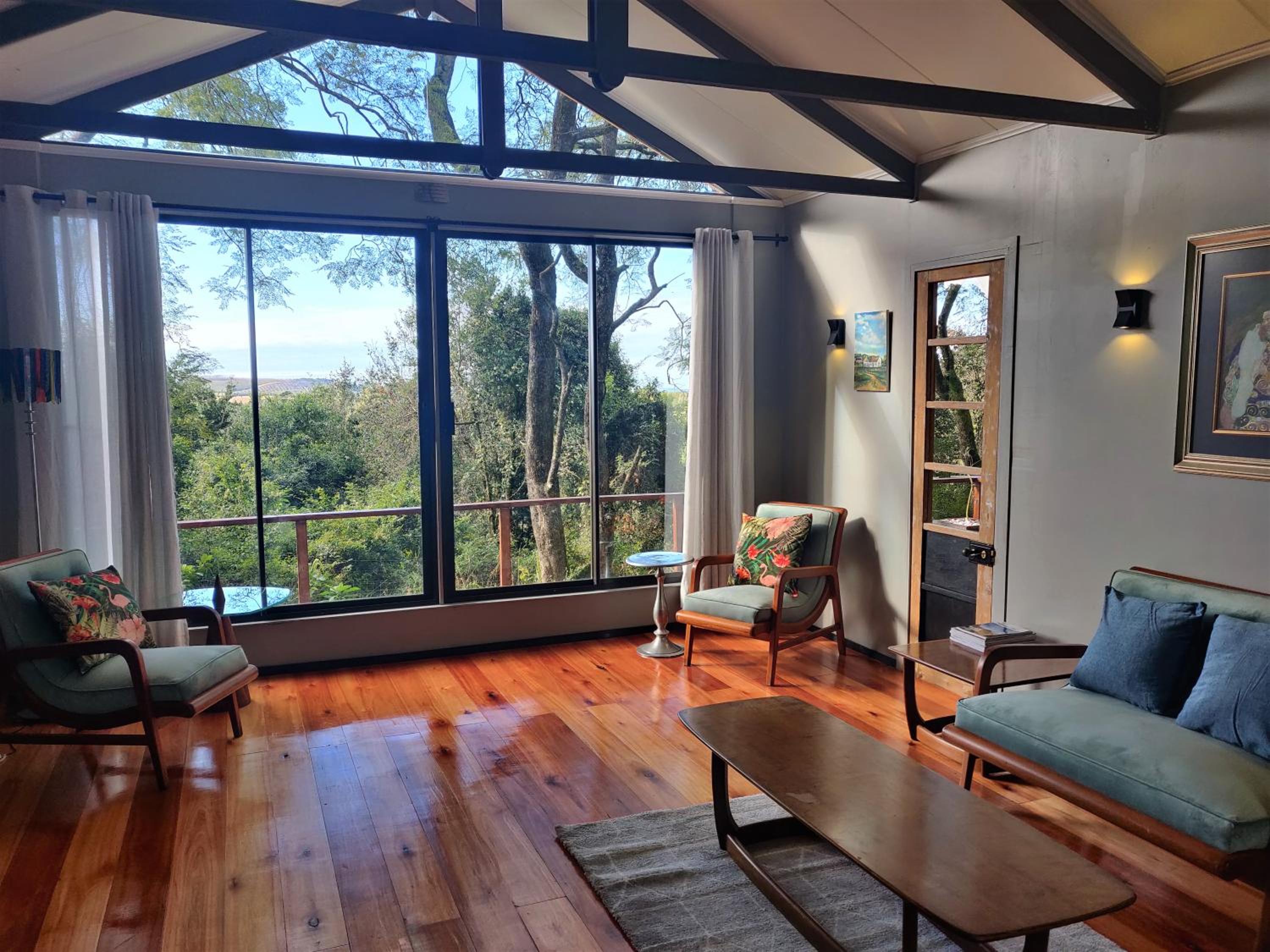 One-Bedroom House - Photo 5