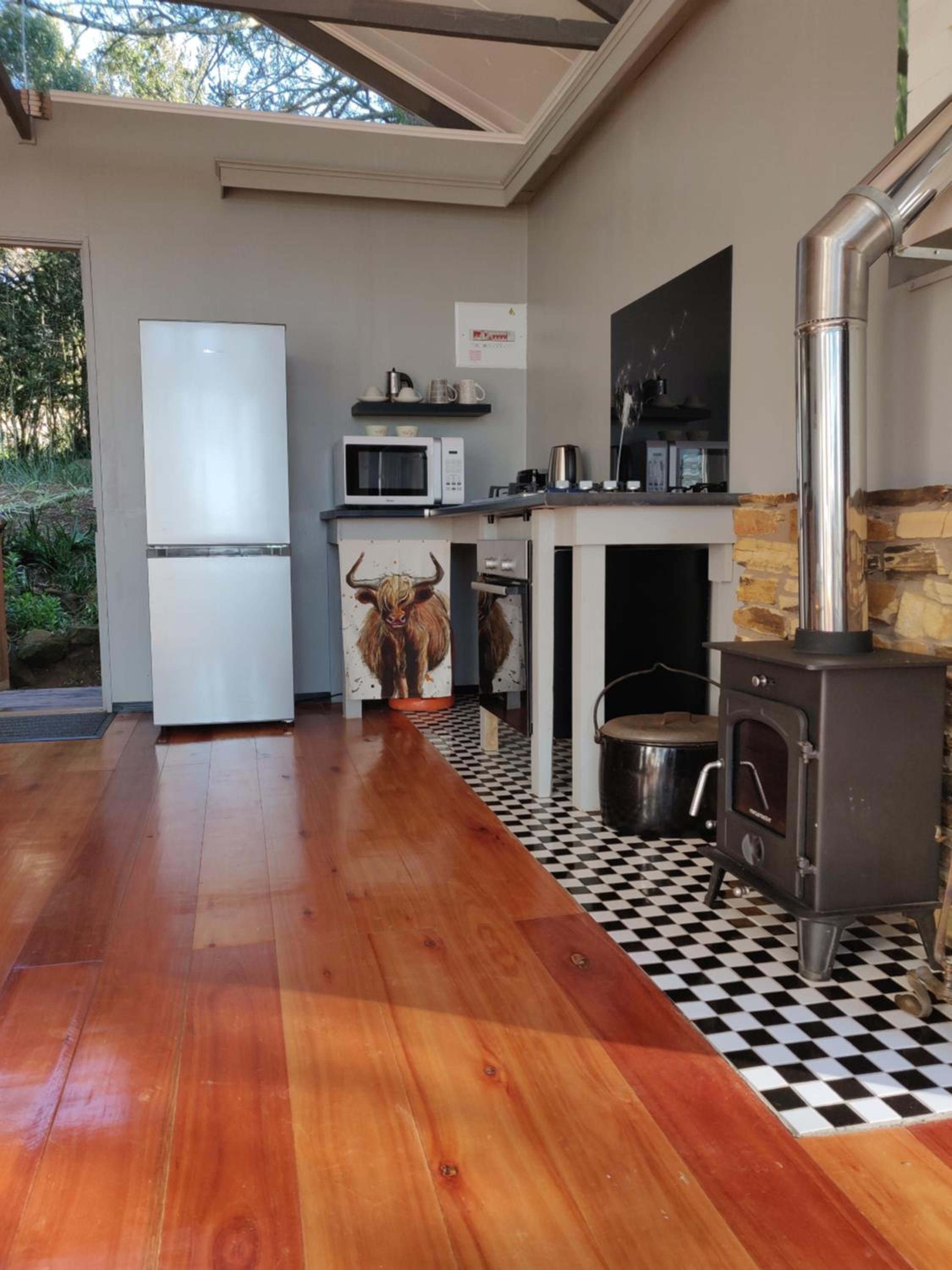 One-Bedroom House - Photo 16