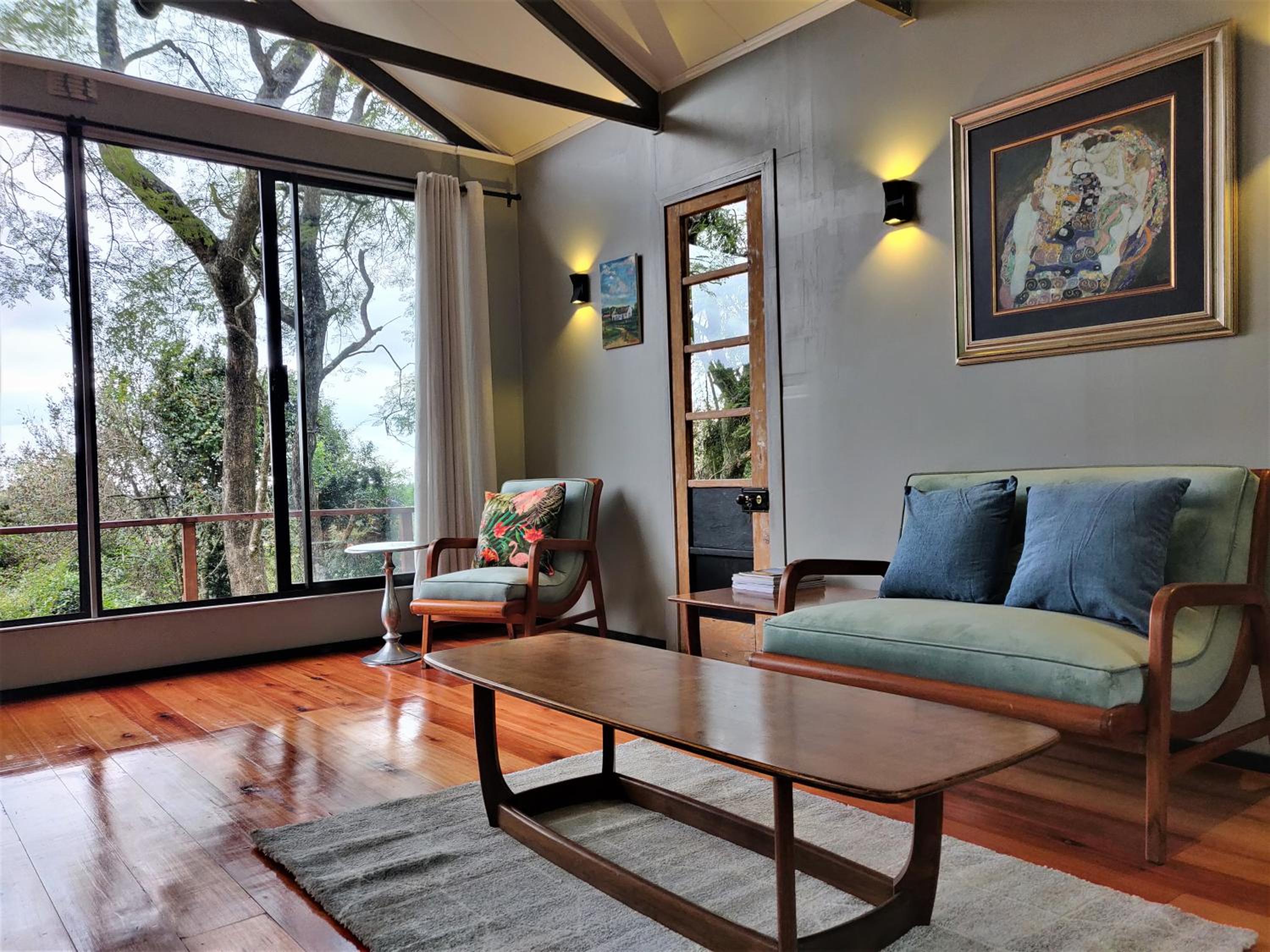 One-Bedroom House - Photo 13