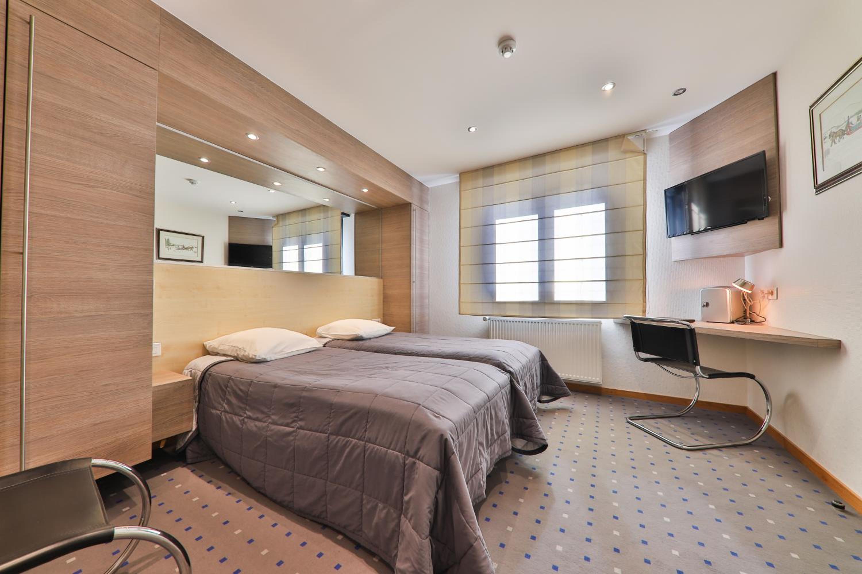 Superior Twin Room photo 3