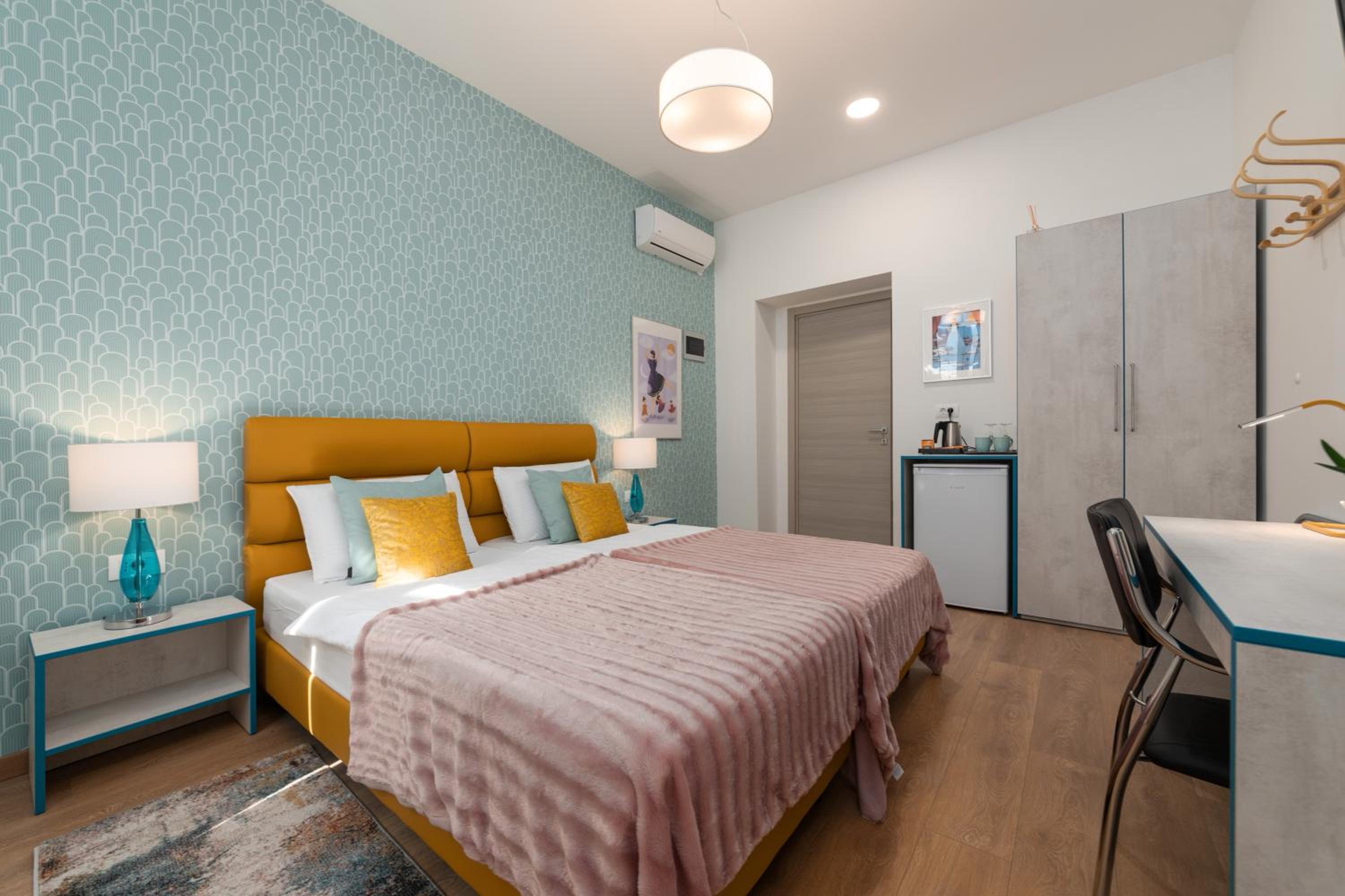 Superior Double or Twin Room - Photo 1