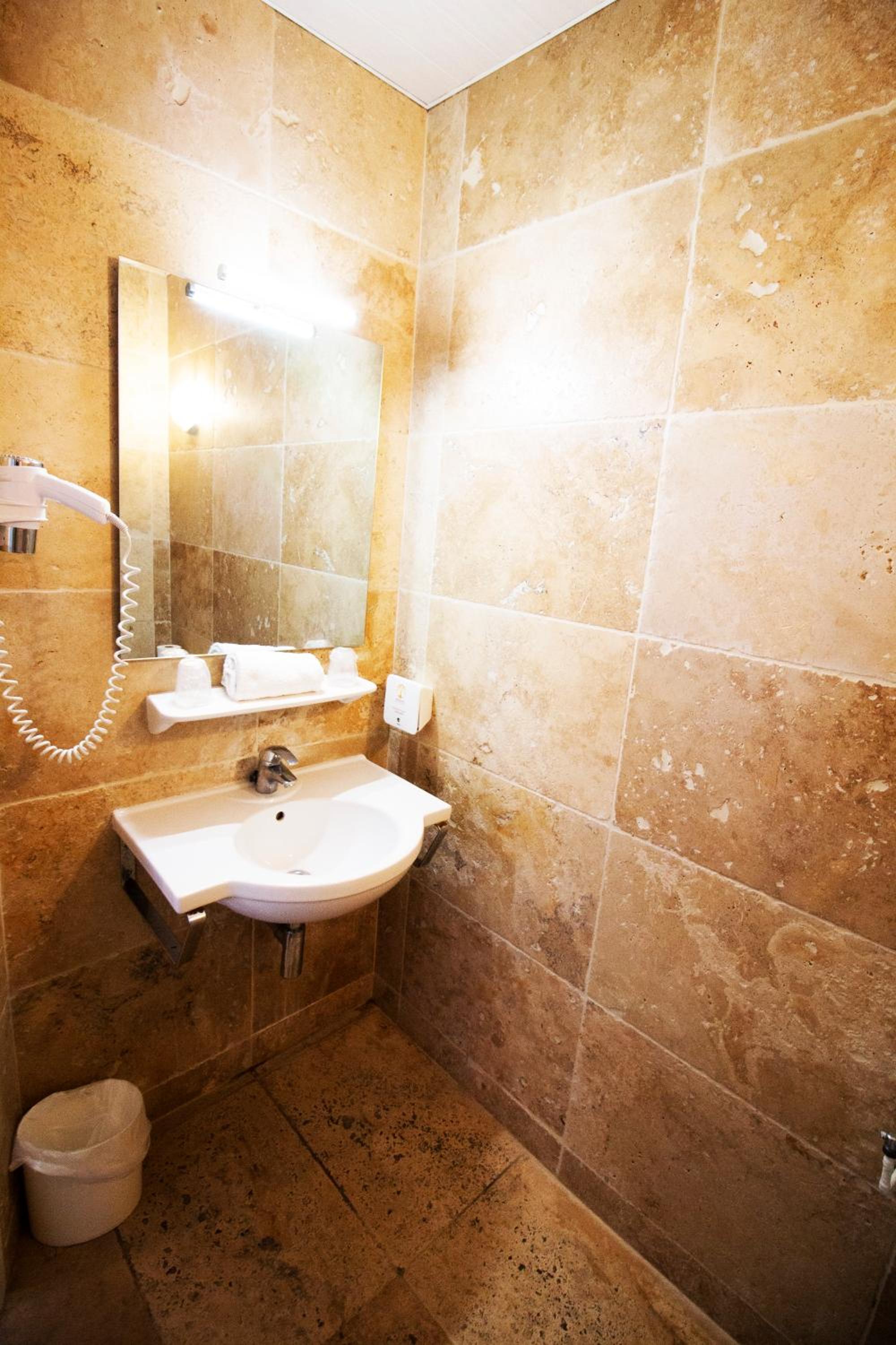 Triple Room - Photo 4