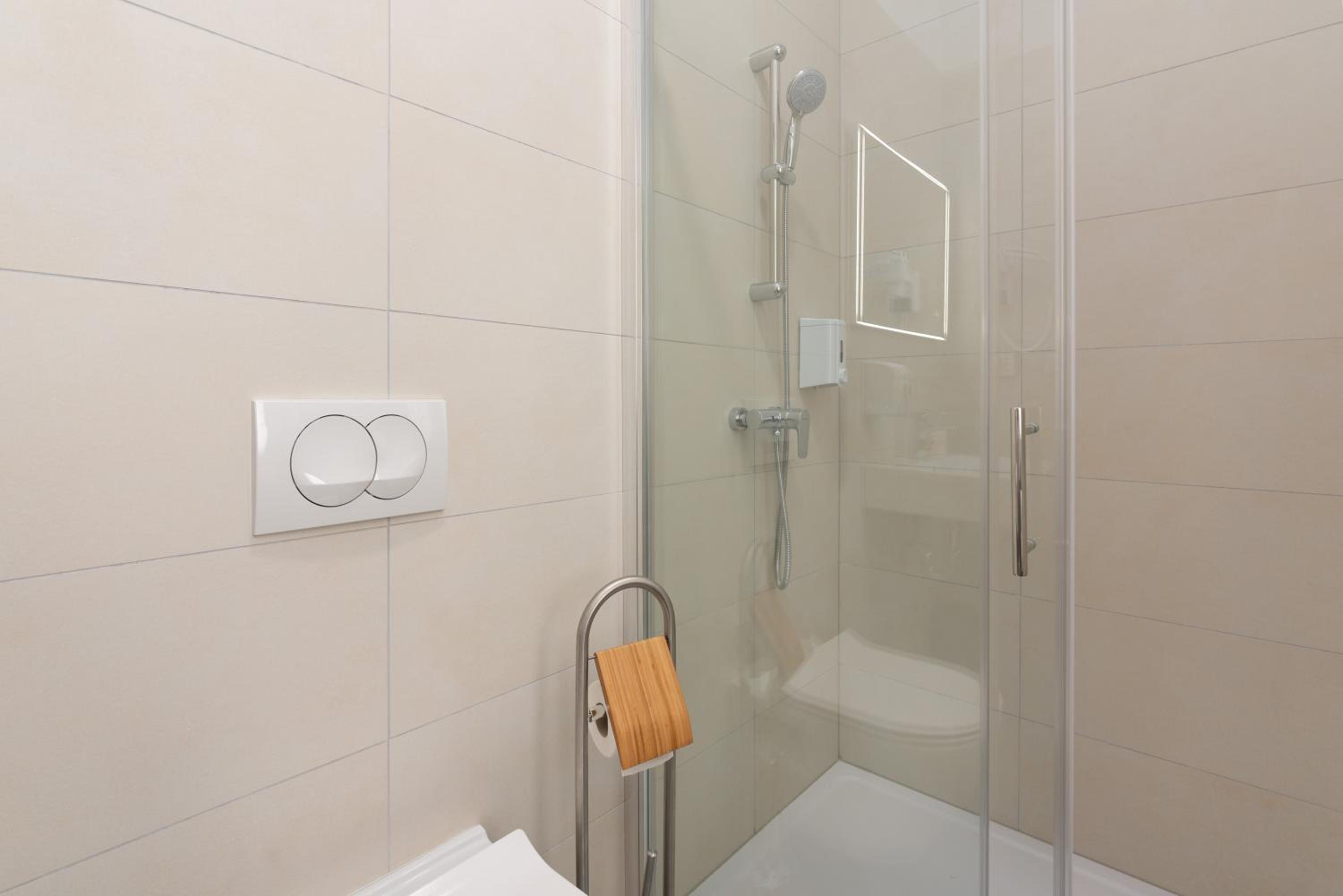 Superior Double or Twin Room - Photo 2