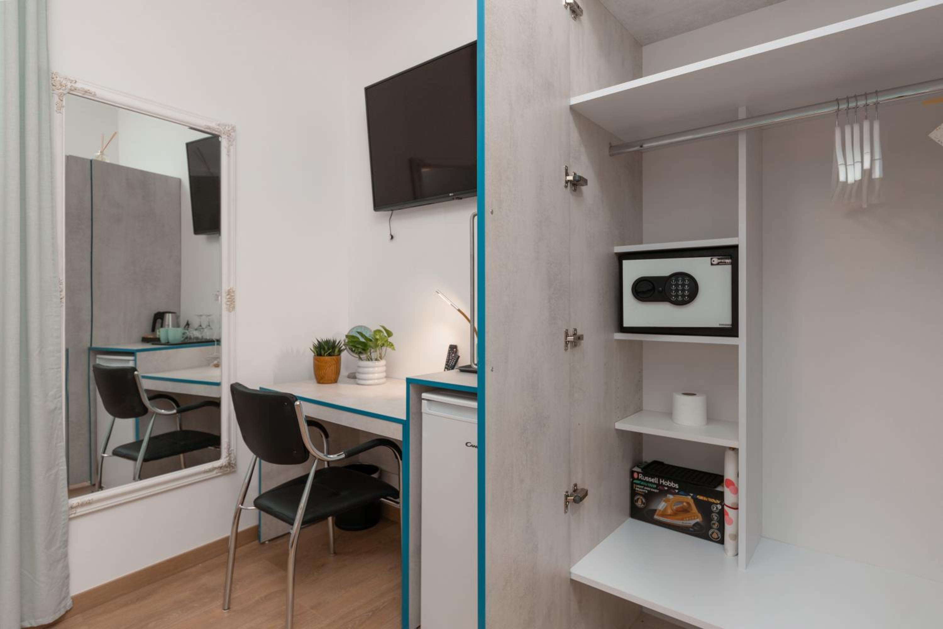 Superior Double or Twin Room - Photo 39