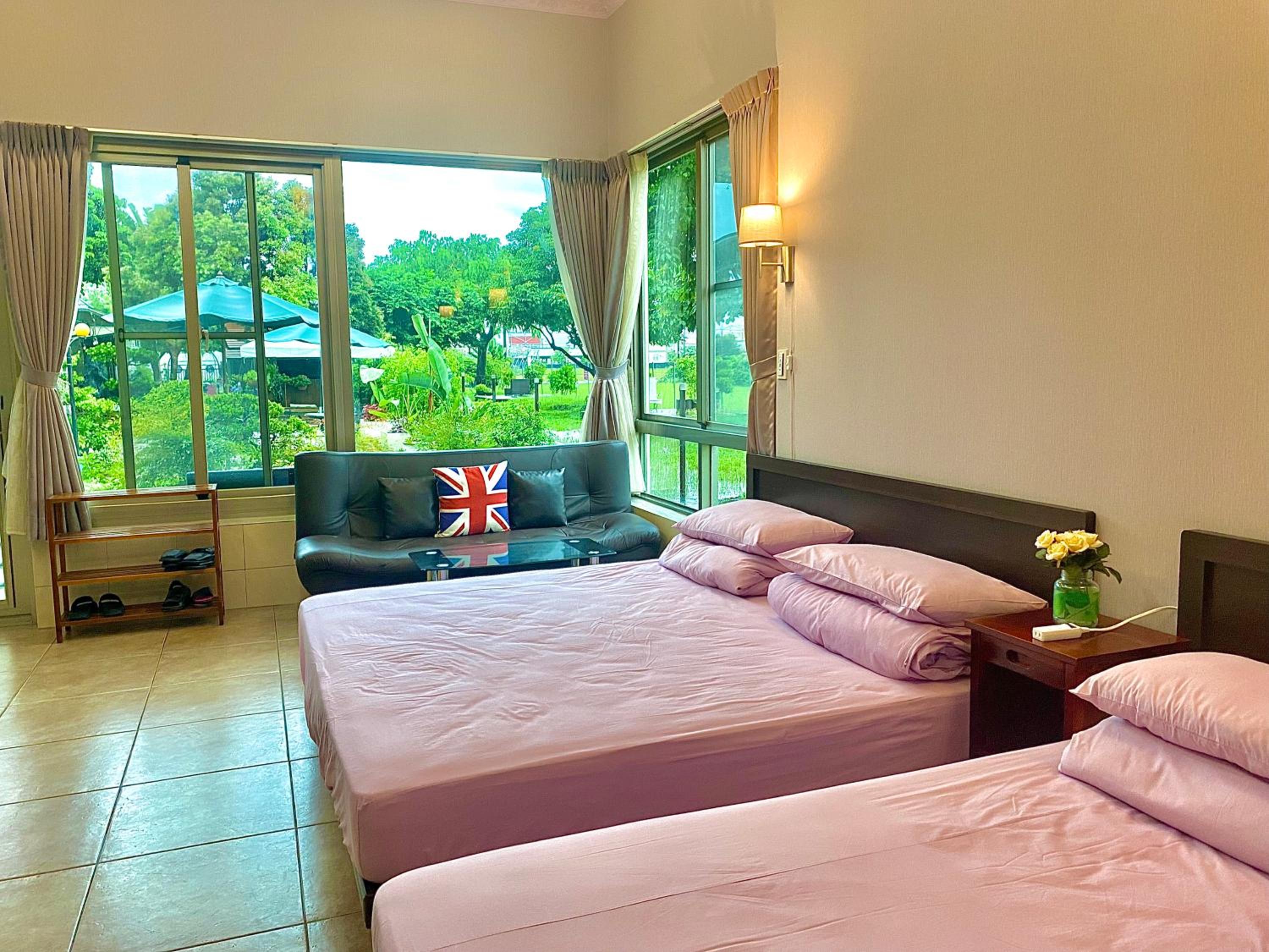 Quadruple Room with Garden View photo 1