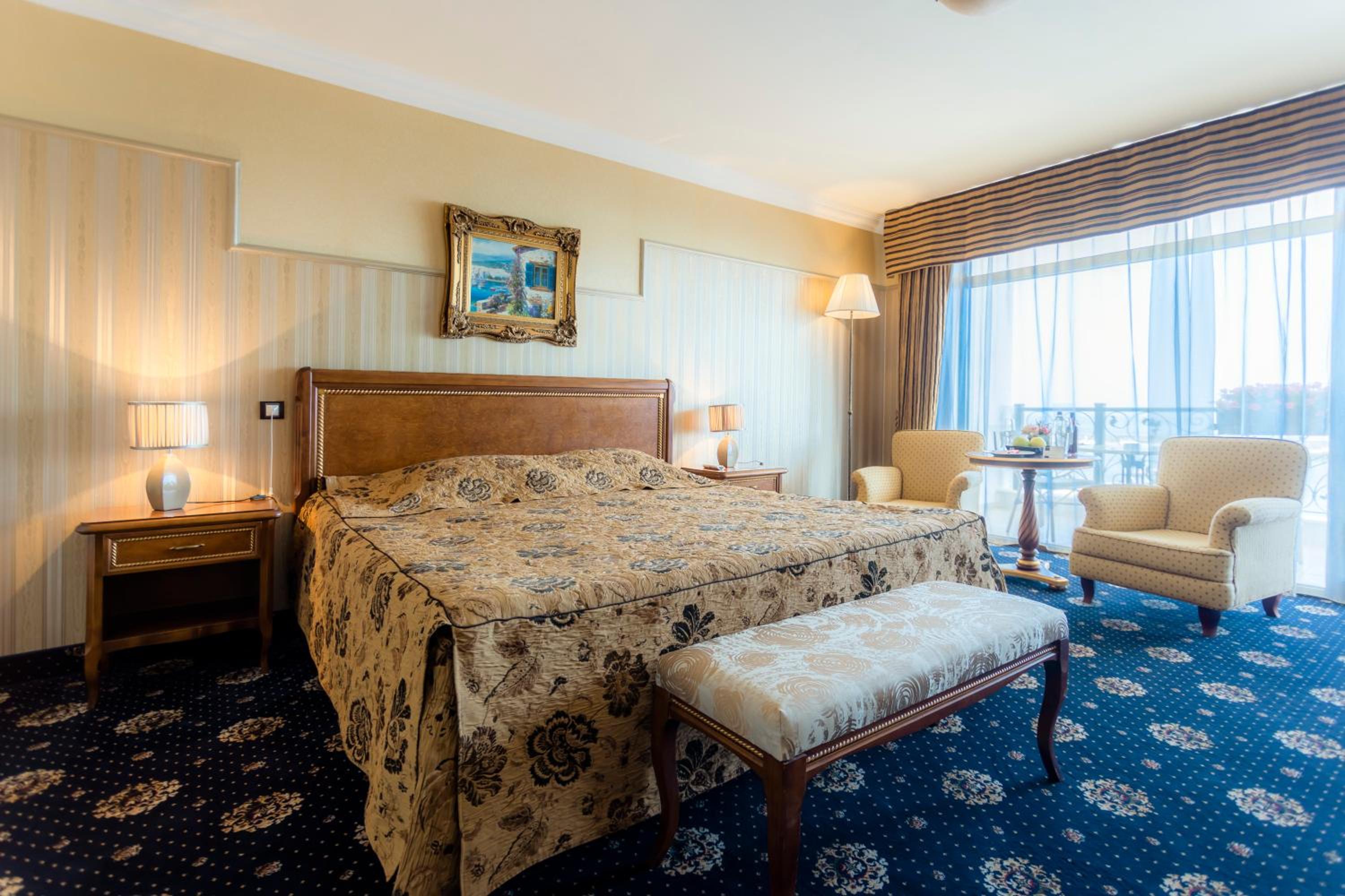 Double Room with Sea View - Photo 1
