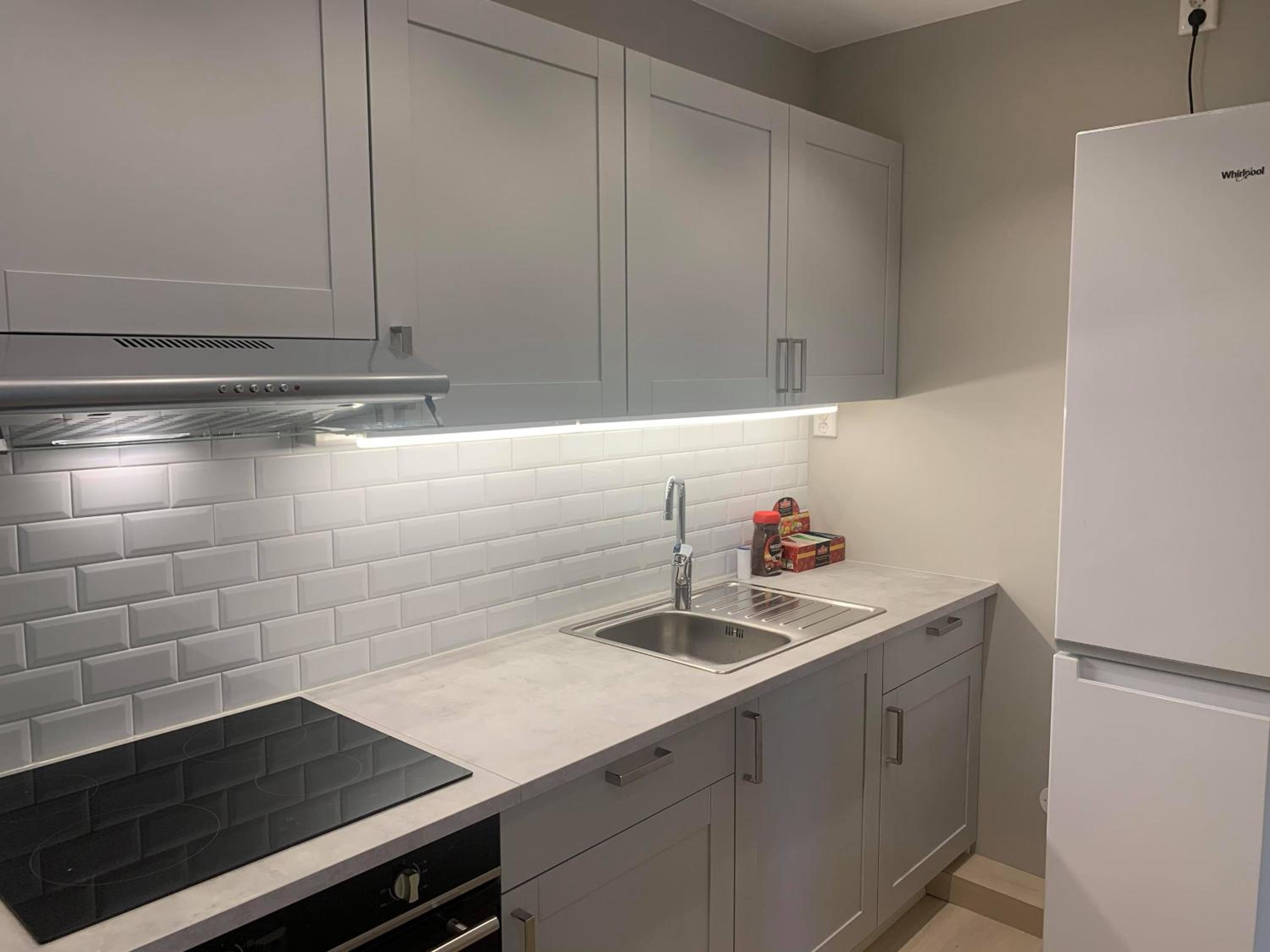 One-Bedroom Apartment - Photo 3
