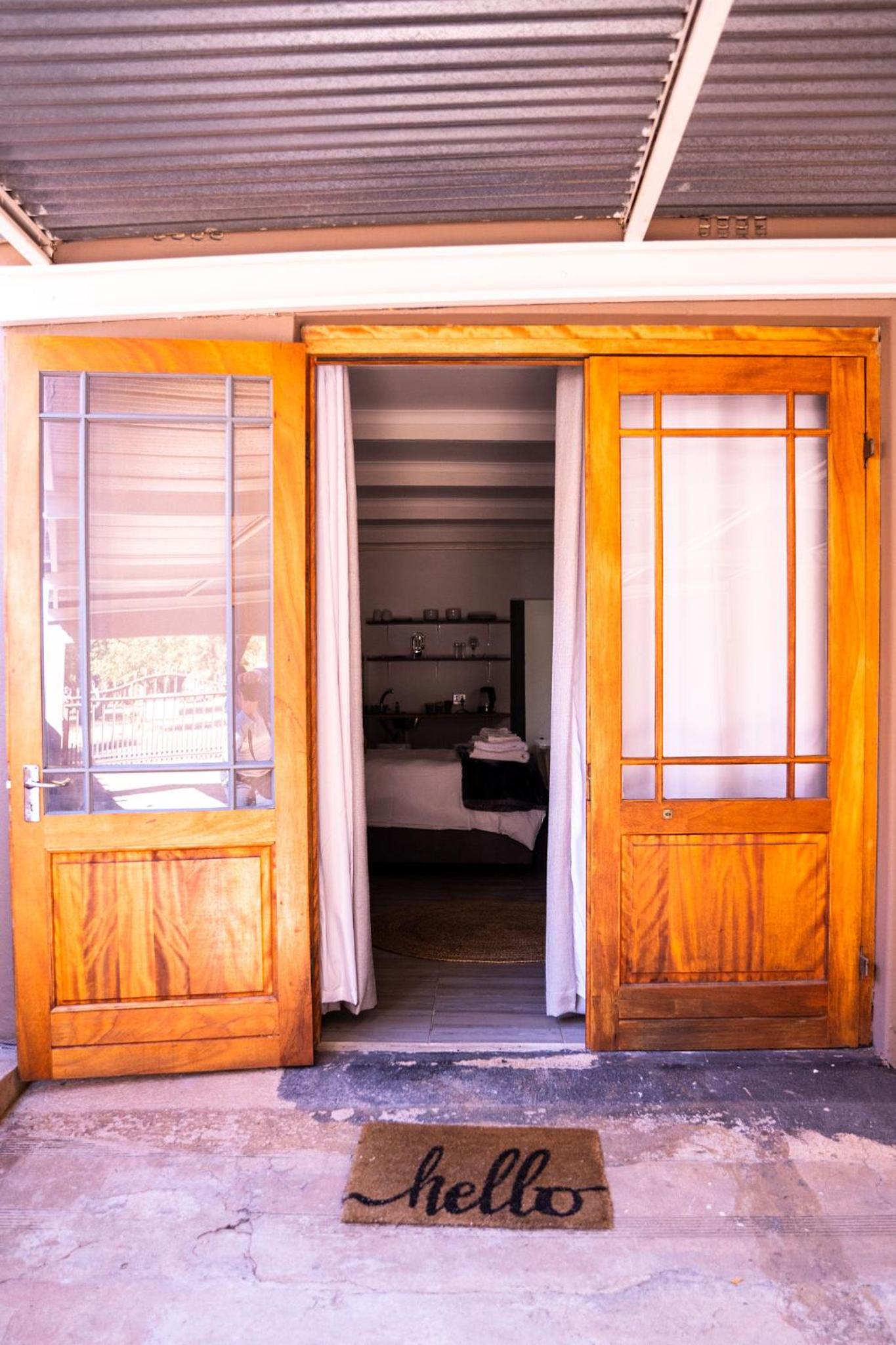 Standard Family Room - Photo 10