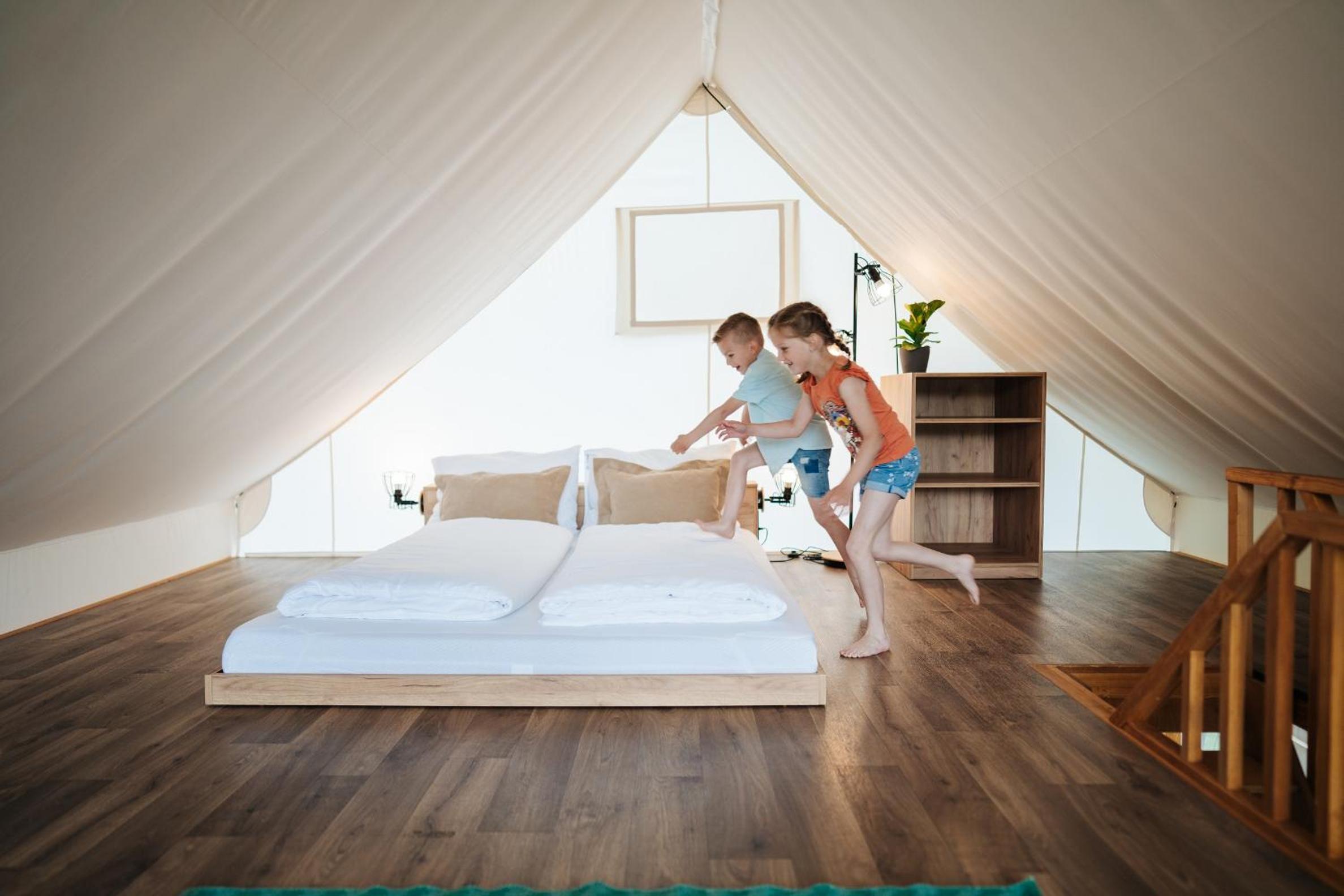 Lakeside Family Tent photo 1
