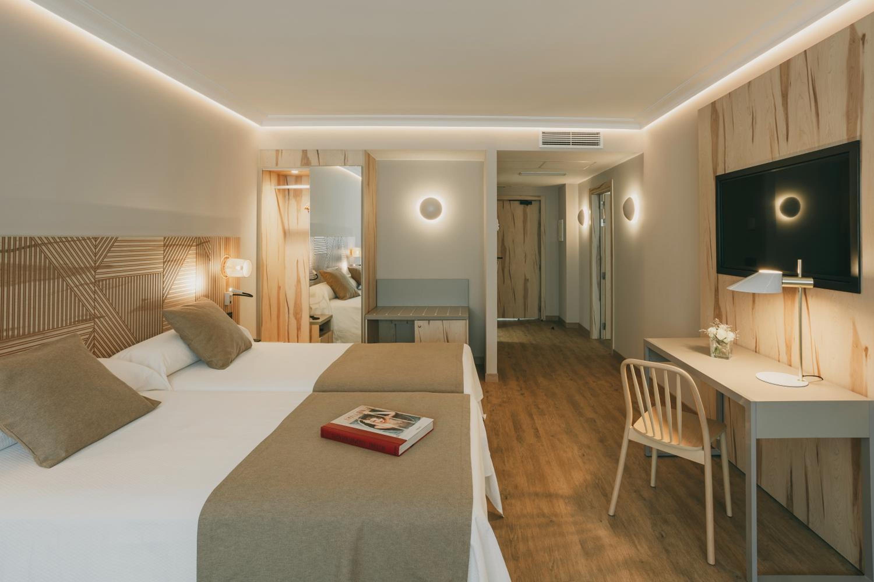Habitación Doble con Cama Extra