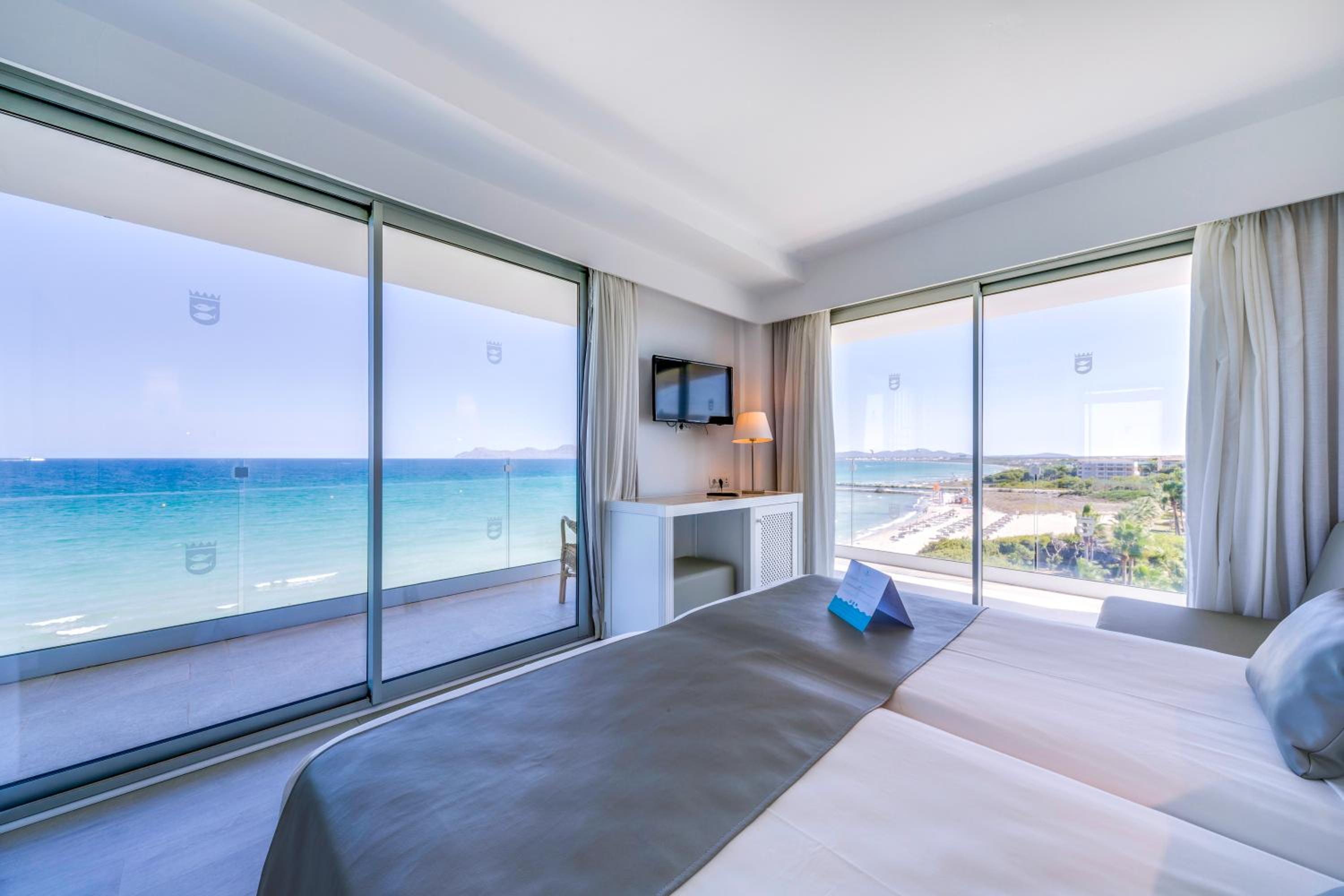 Habitación Doble con Vista Frontal al Mar
