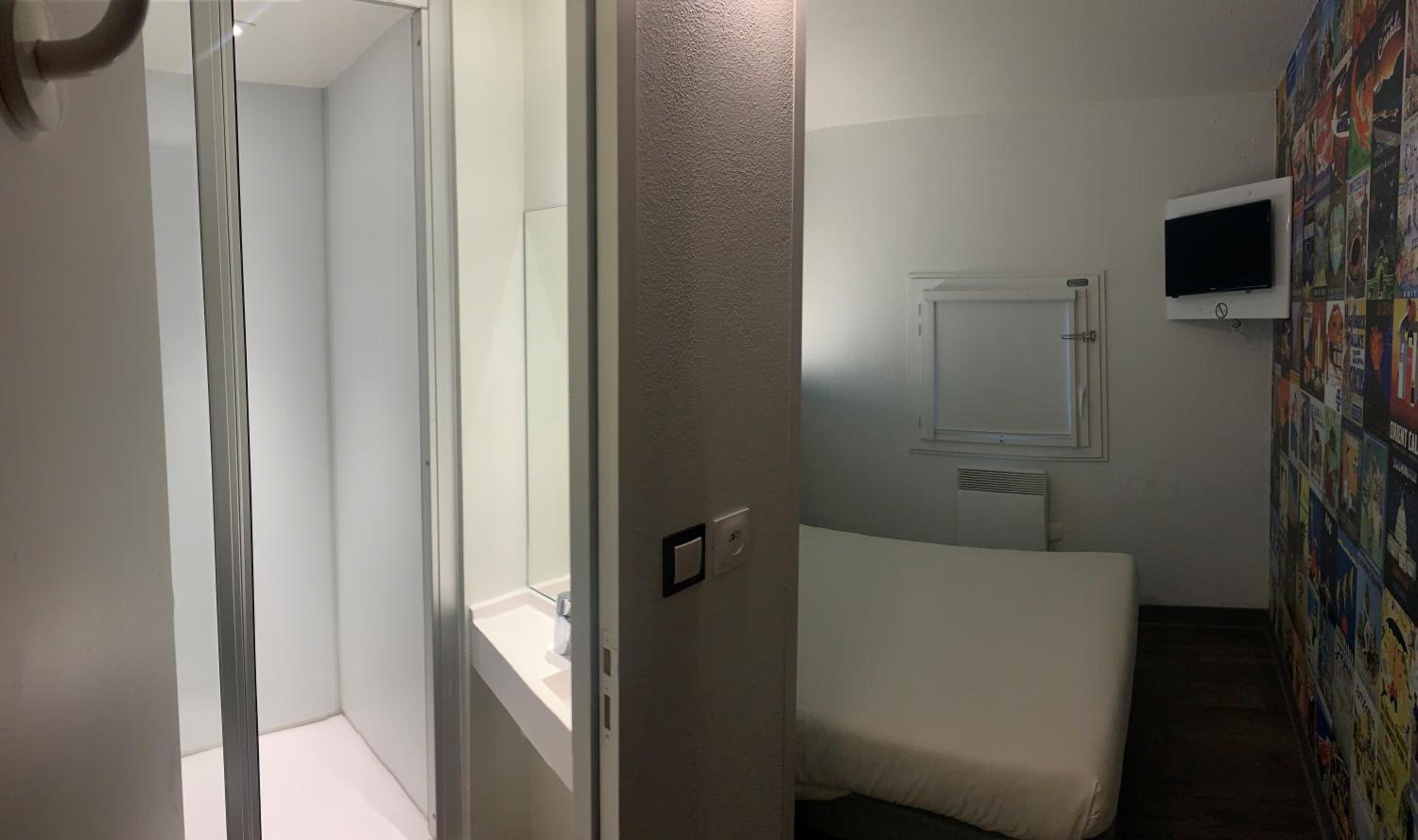 Cabrio Room with Private Bathroom - Photo 7