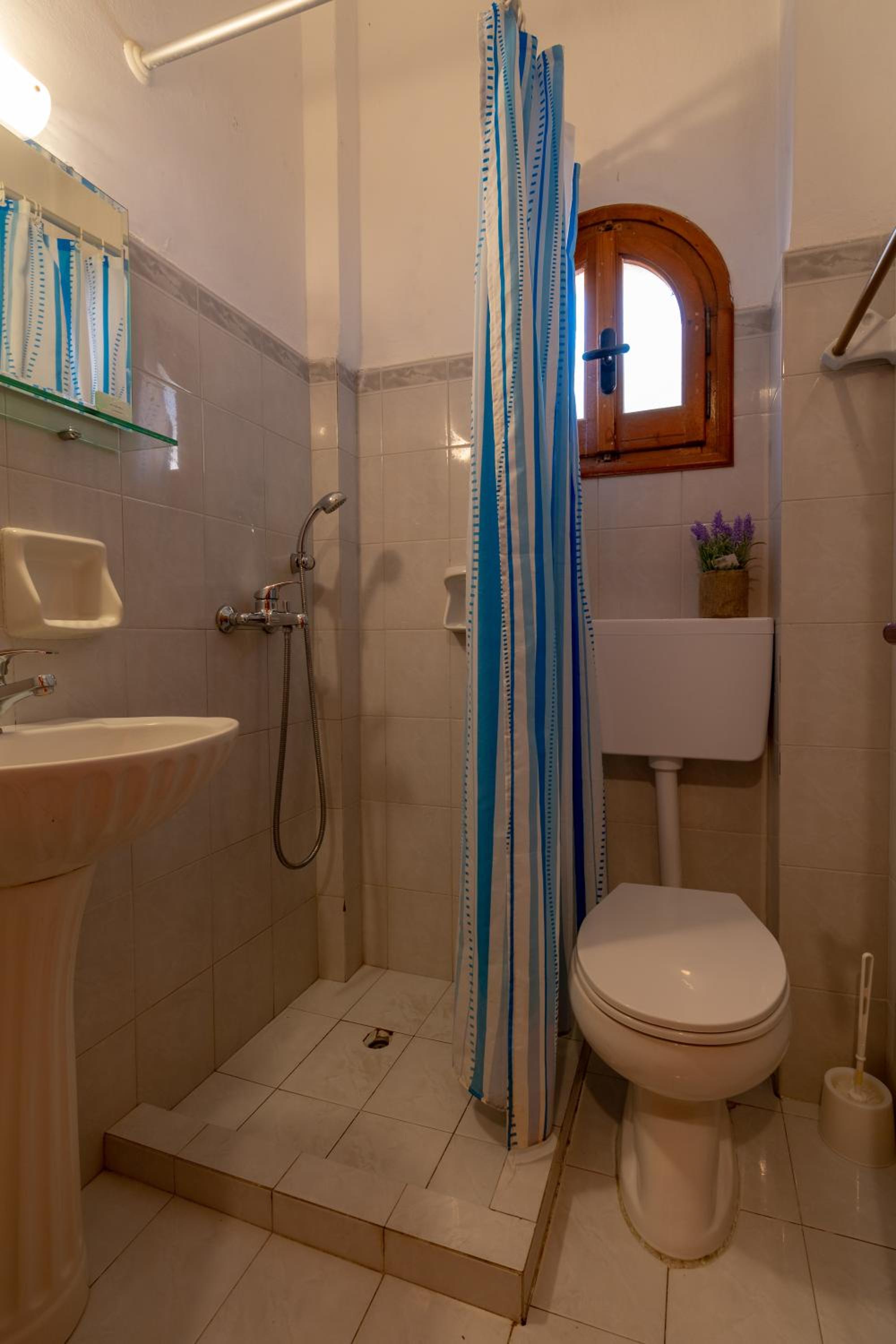 Studio Apartment photo 2