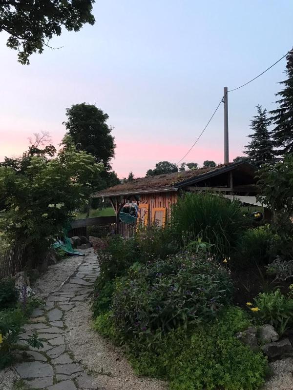 Mobile Home photo 2