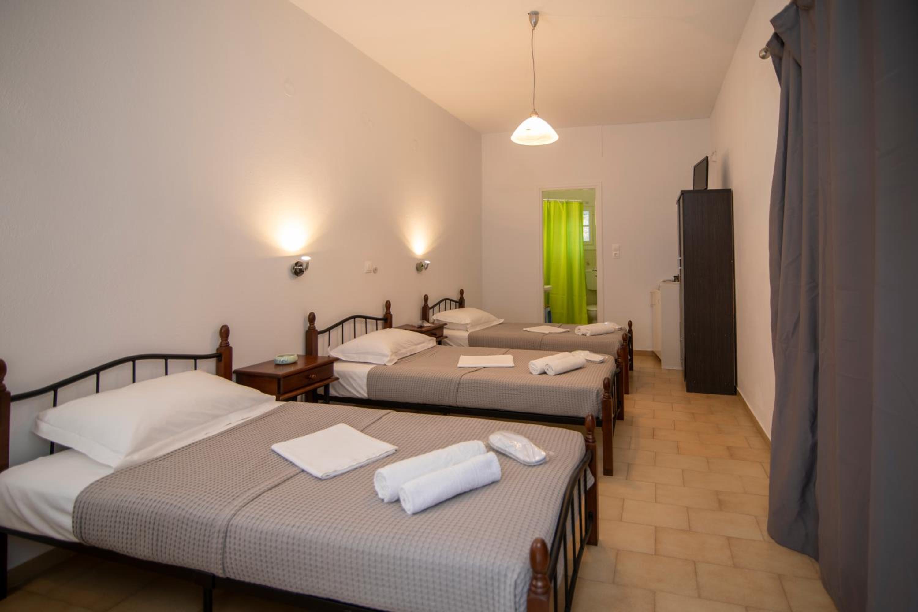 Triple Room photo 2