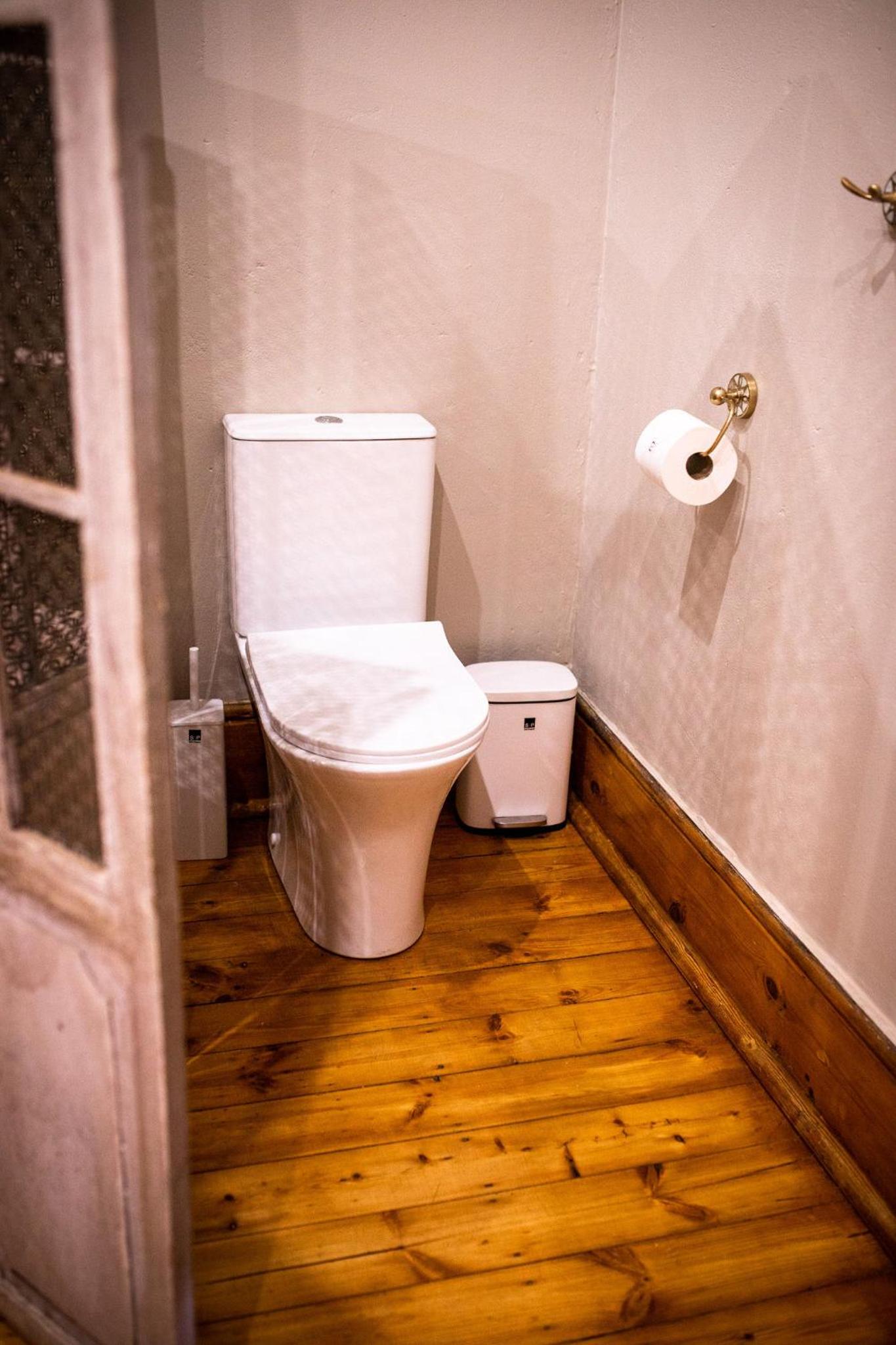 Queen Room - Photo 27