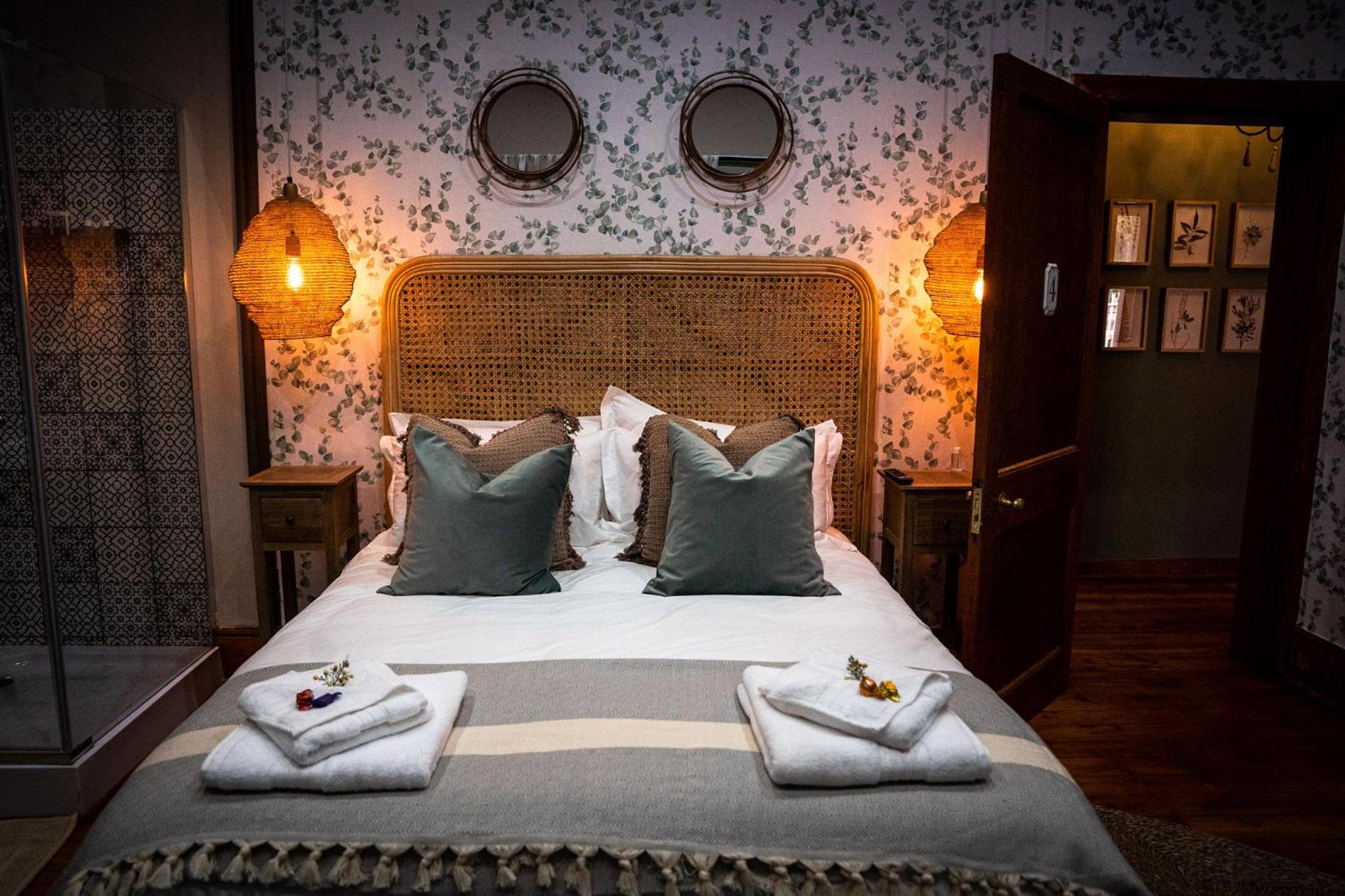 Queen Room - Photo 33