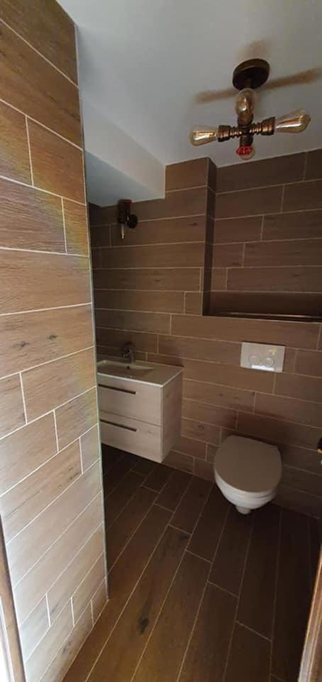 Double Room with Lake View - Photo 16