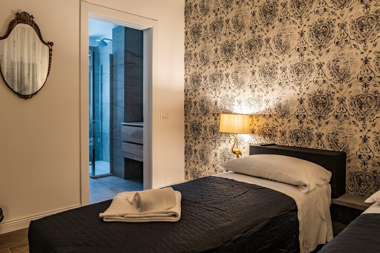 Double Room - Photo 3