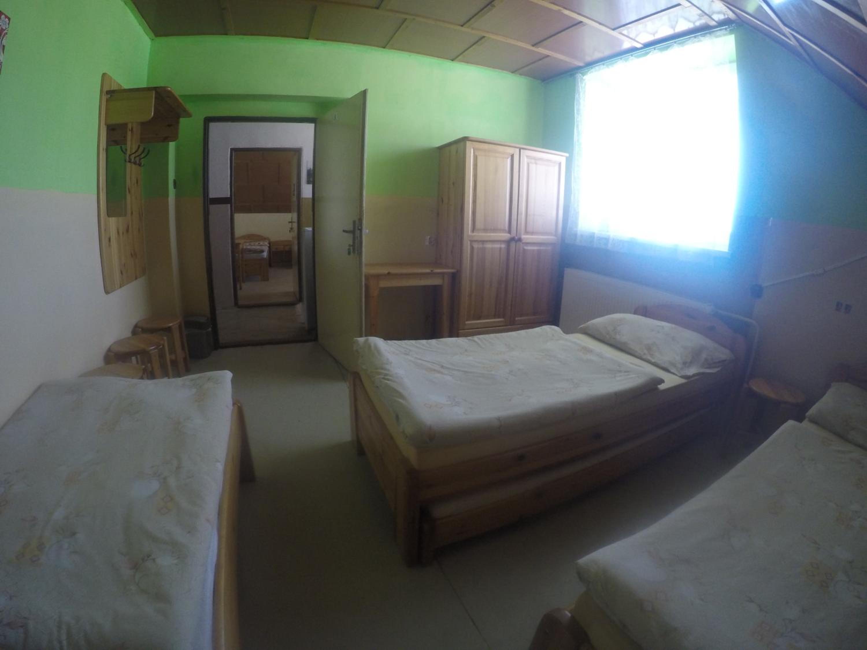 Triple Room - Photo 5