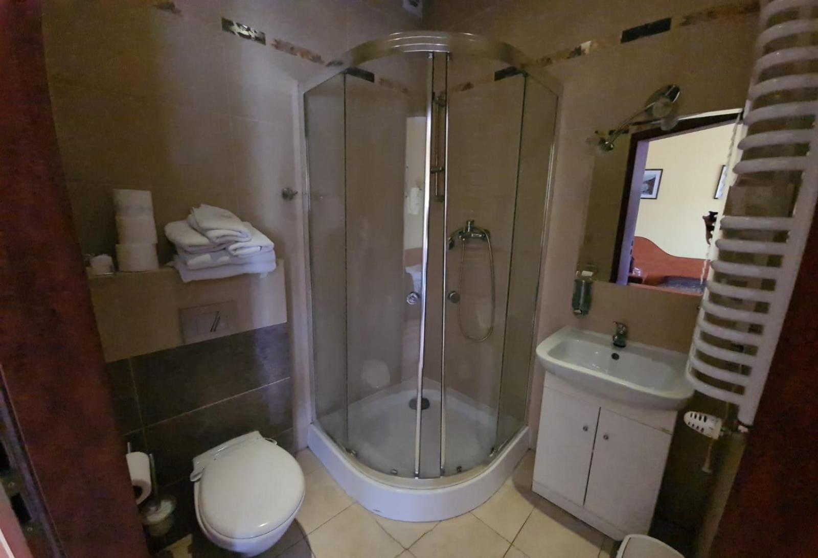 Standard Twin Room with Garden View - Photo 2