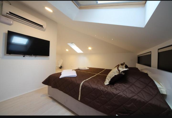 Loft photo 2