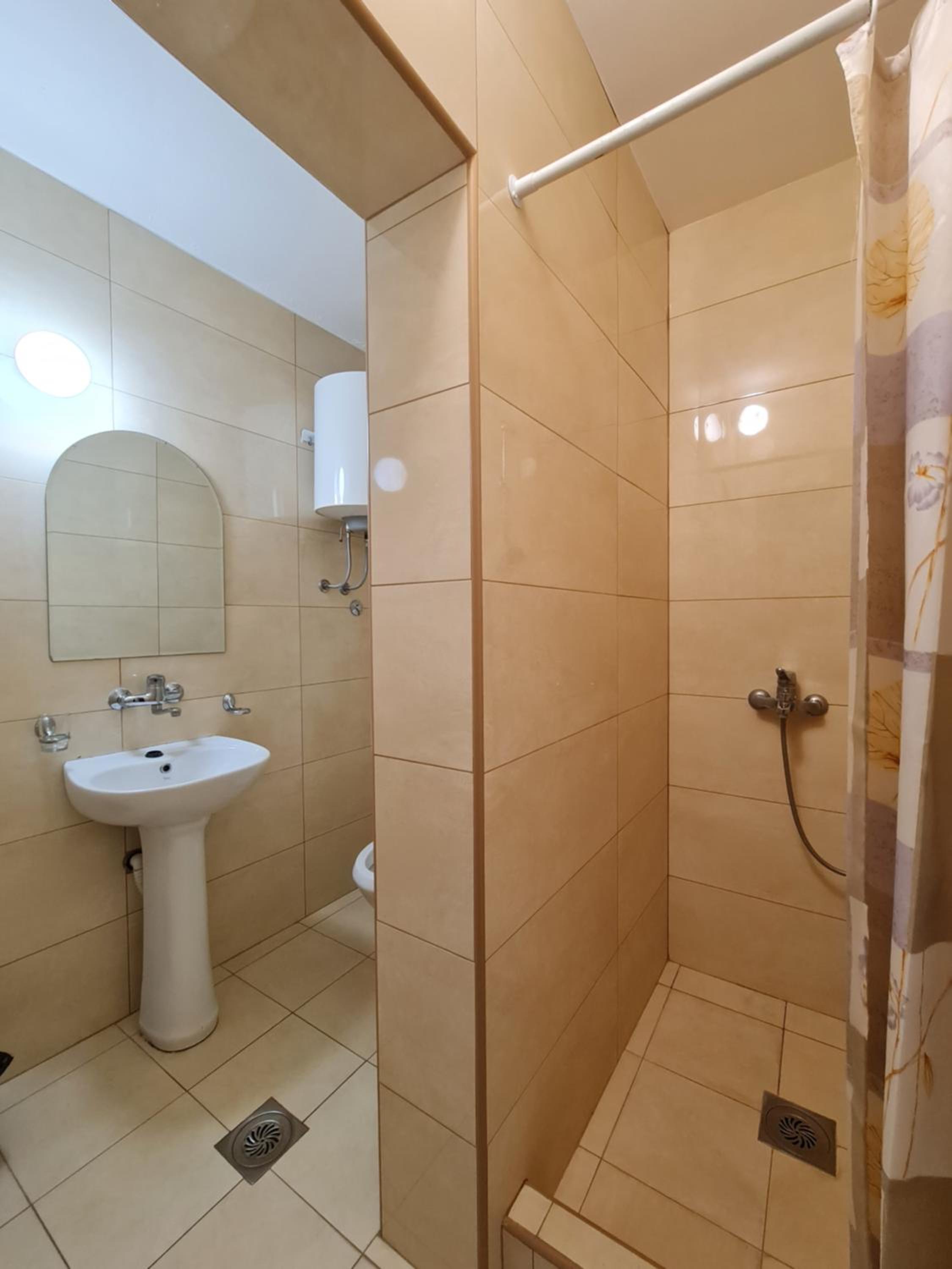 Budget Double or Twin Room photo 2