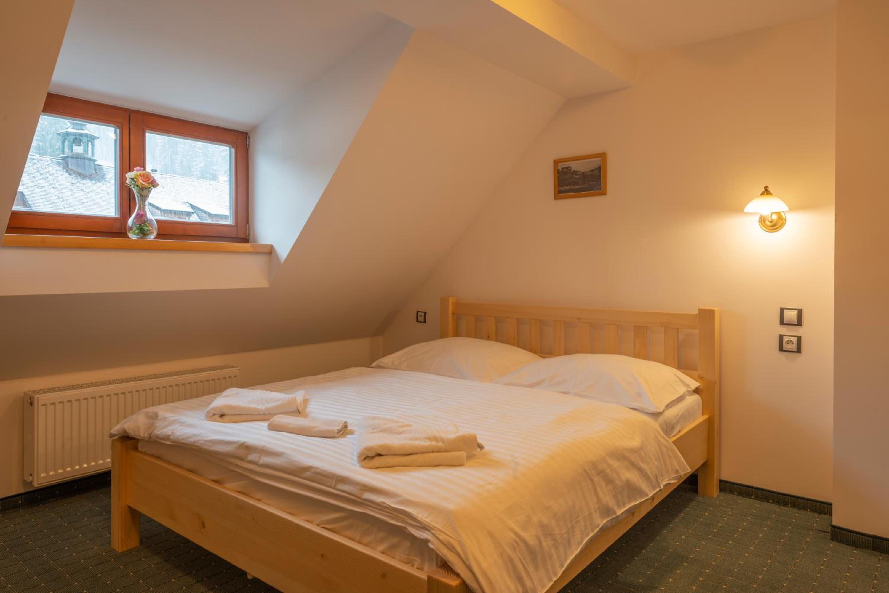 Triple Room with Shared Bathroom photo 2