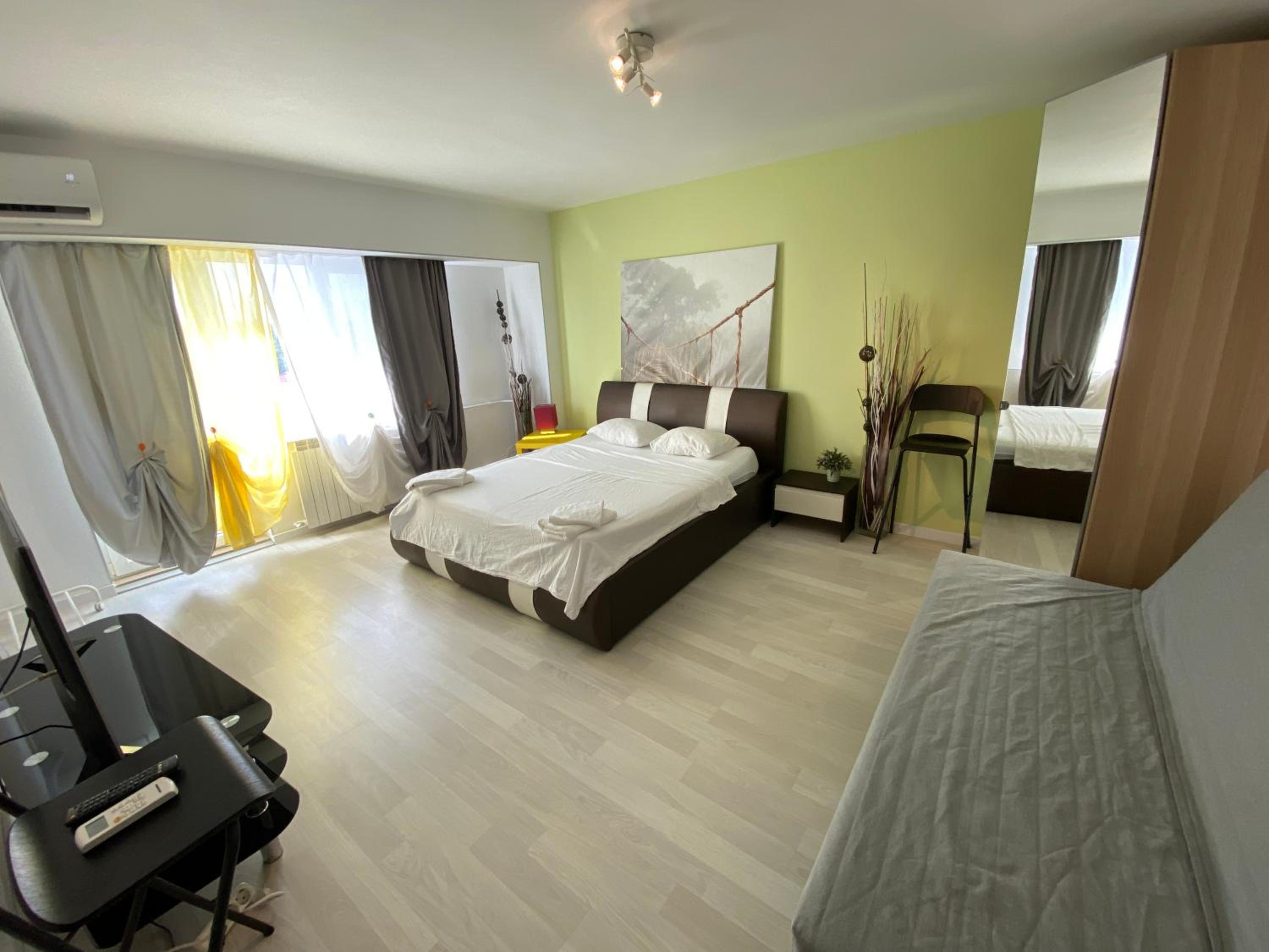 Studio Apartment - Photo 12