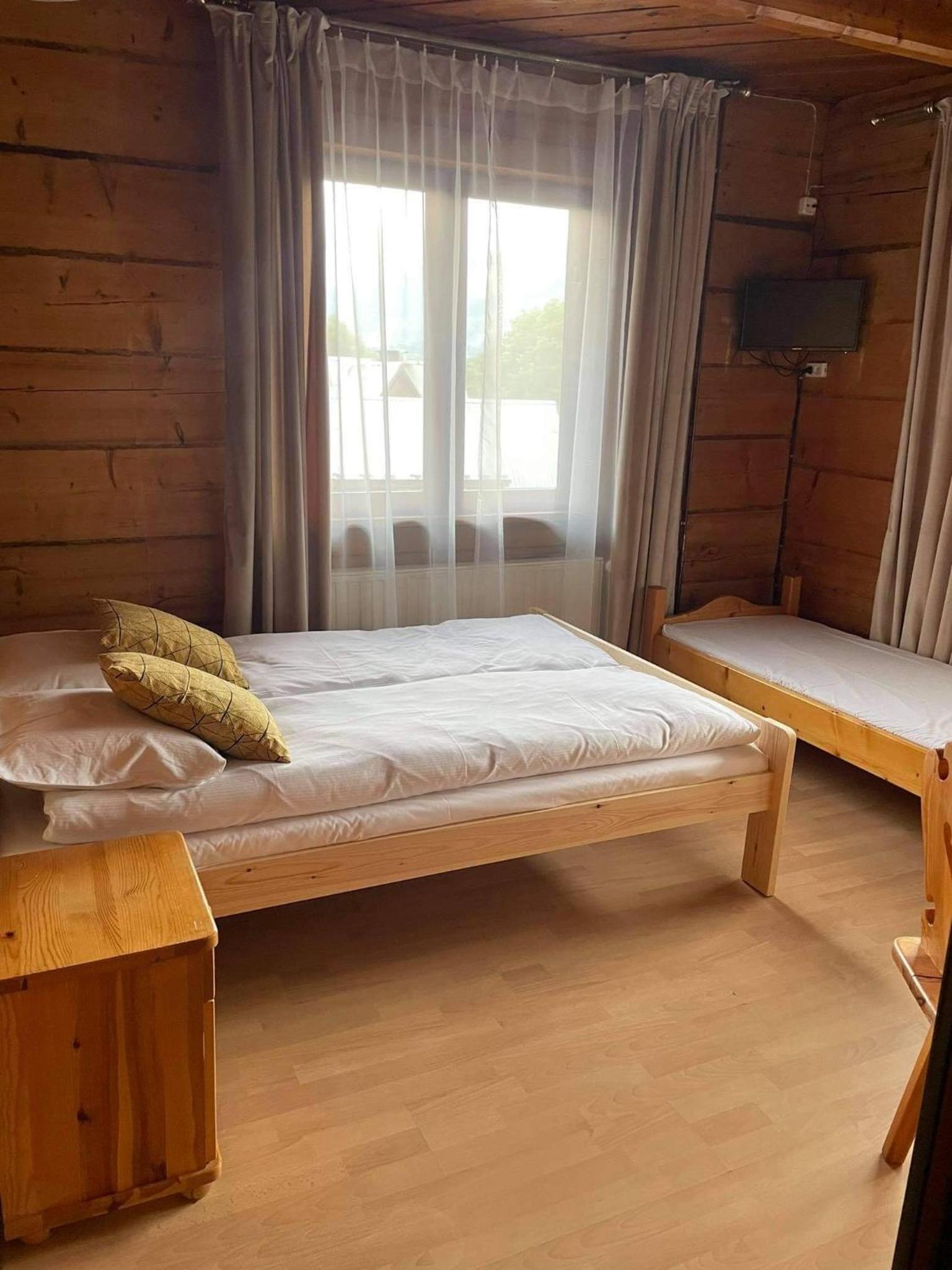 Classic Triple Room - Photo 2