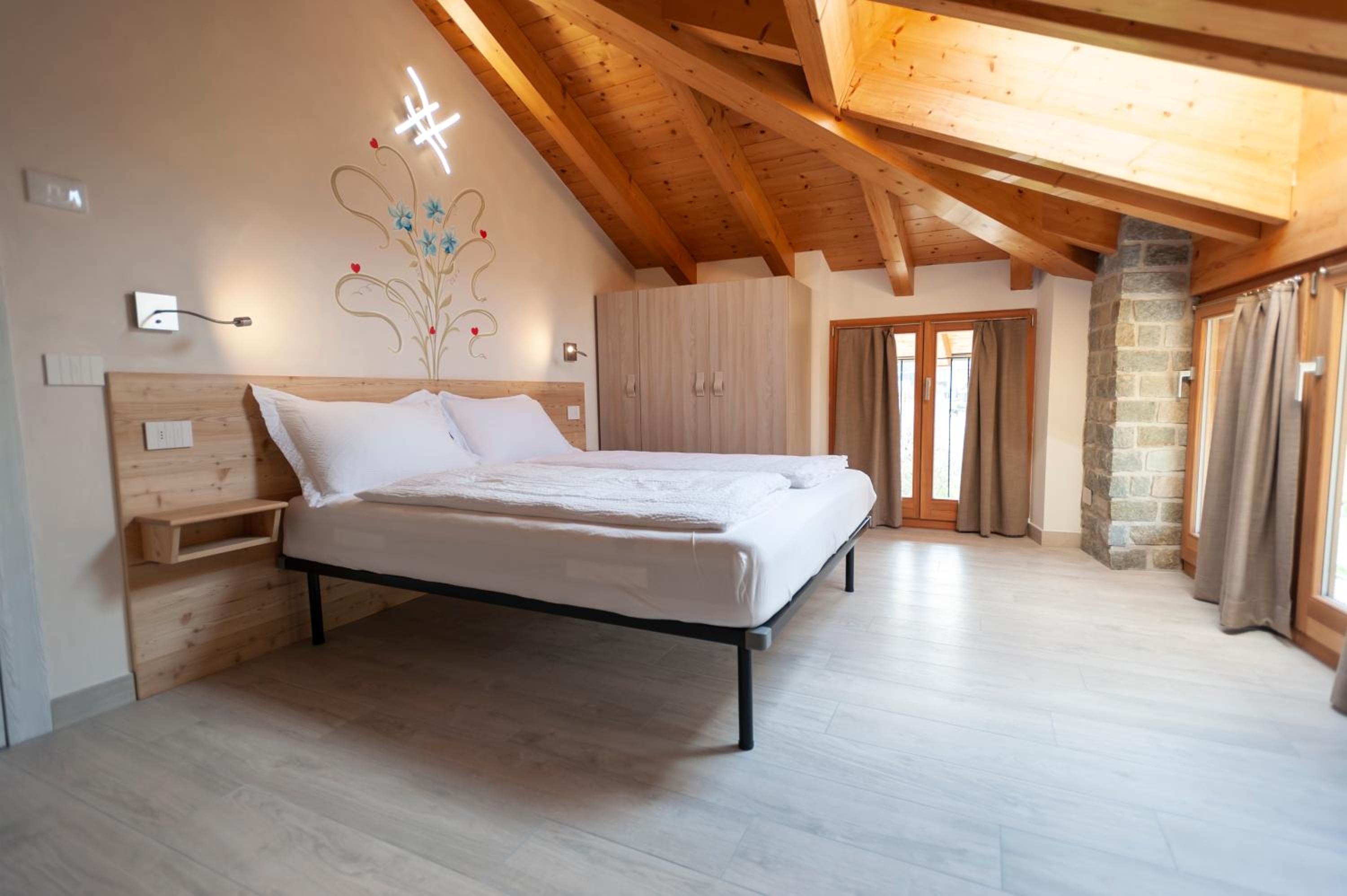 Double Room - Photo 2