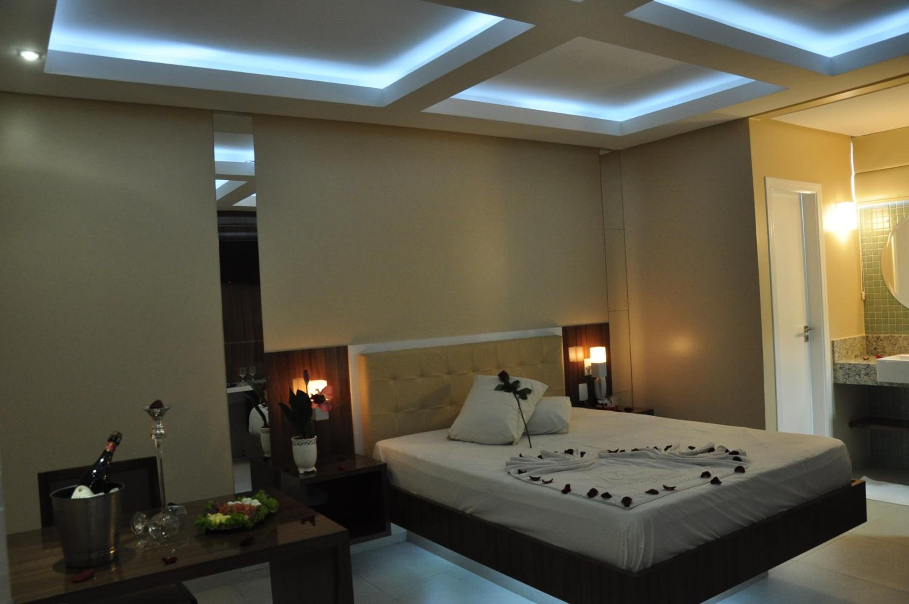 Deluxe Suite - Photo 4