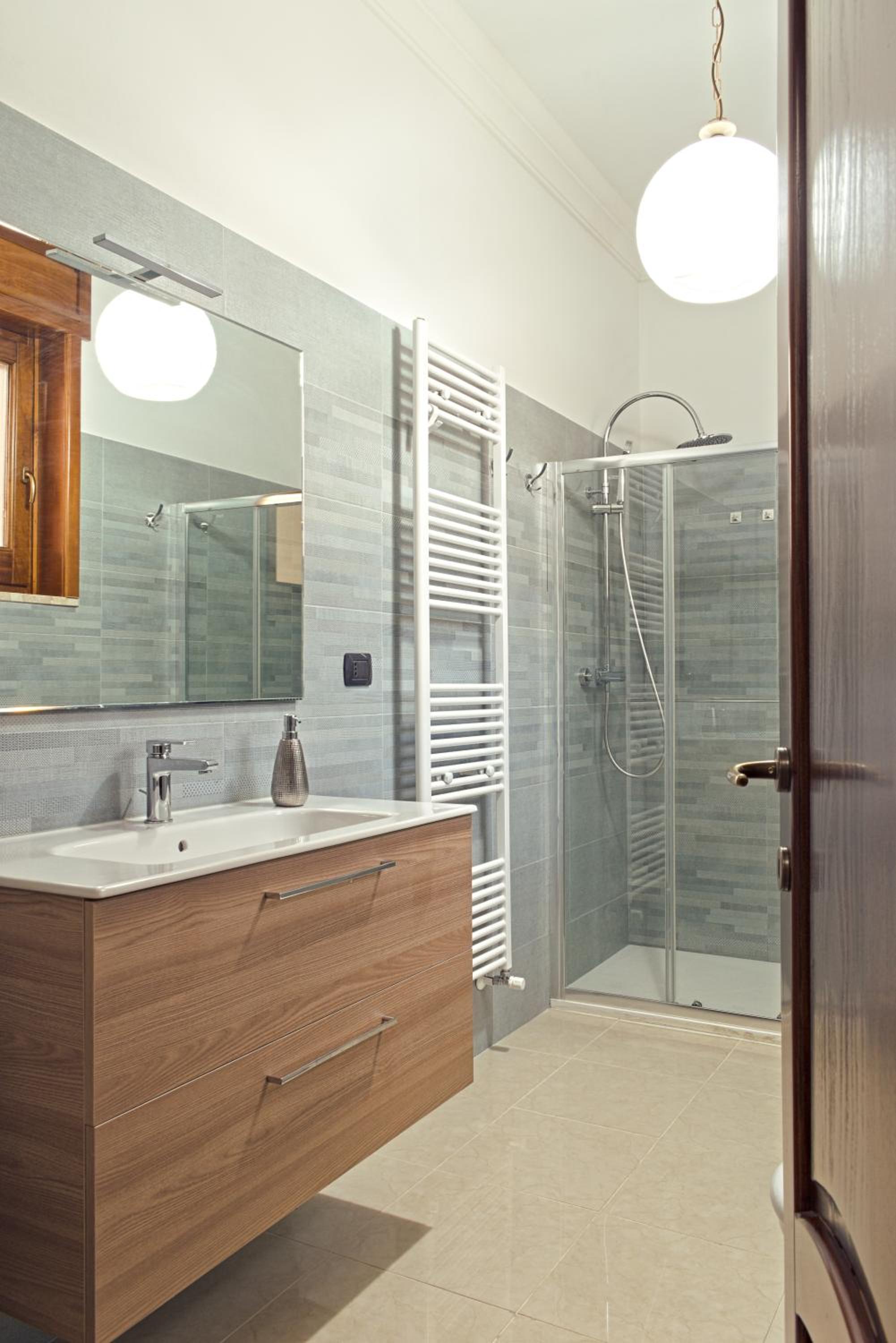 Large Single Room photo 2