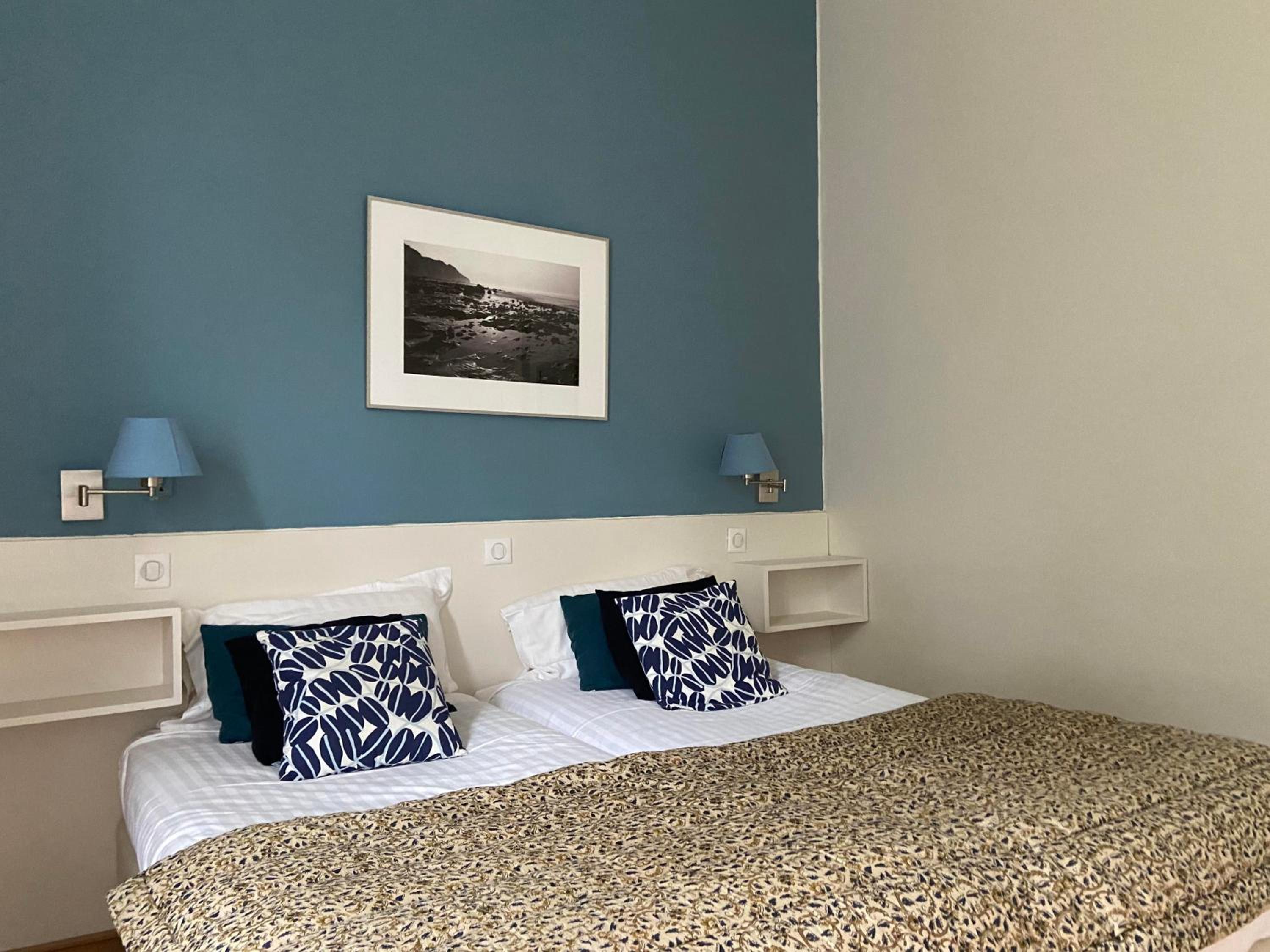 Standard Double Room photo 3