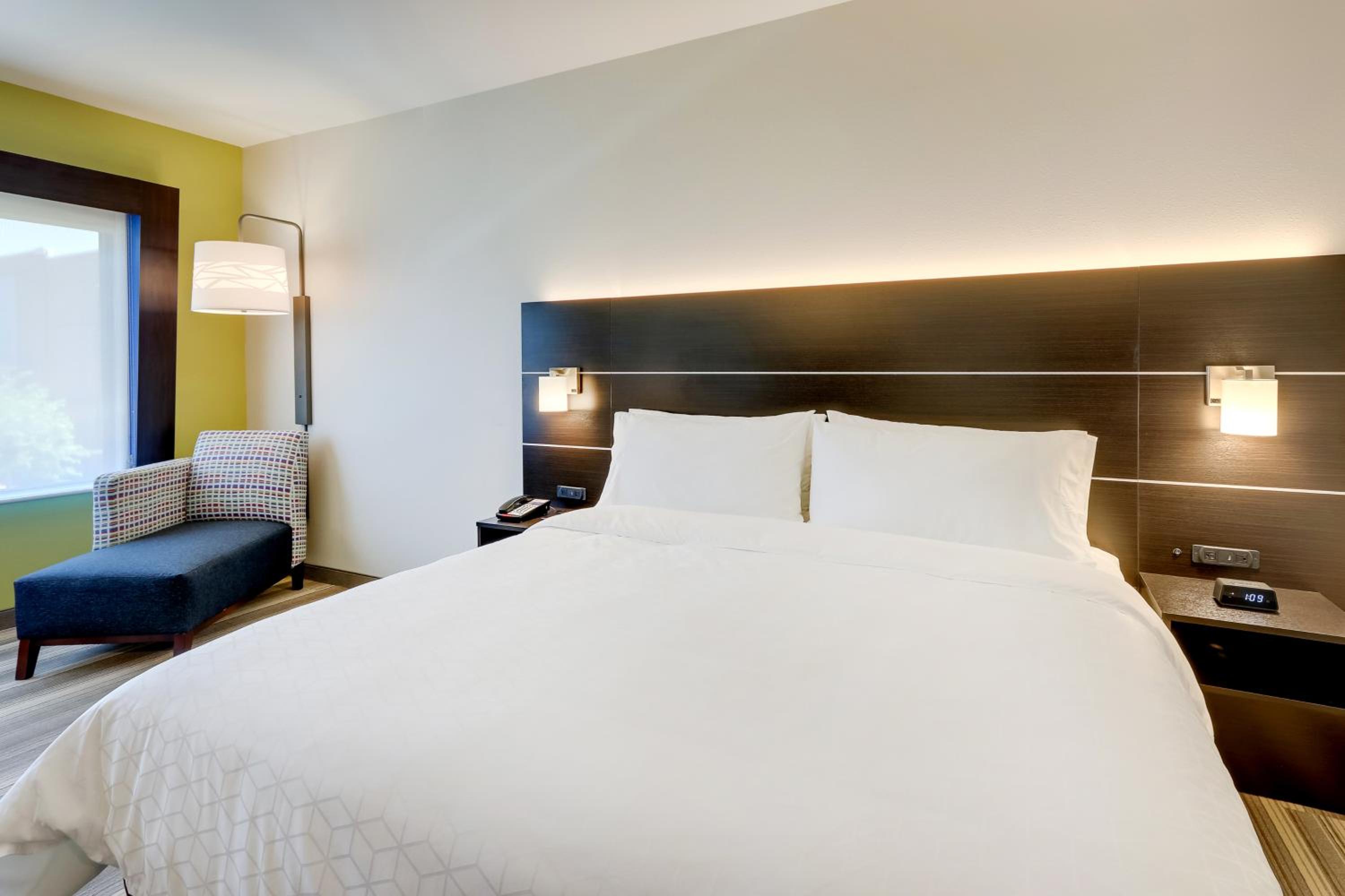 King Room - Photo 1