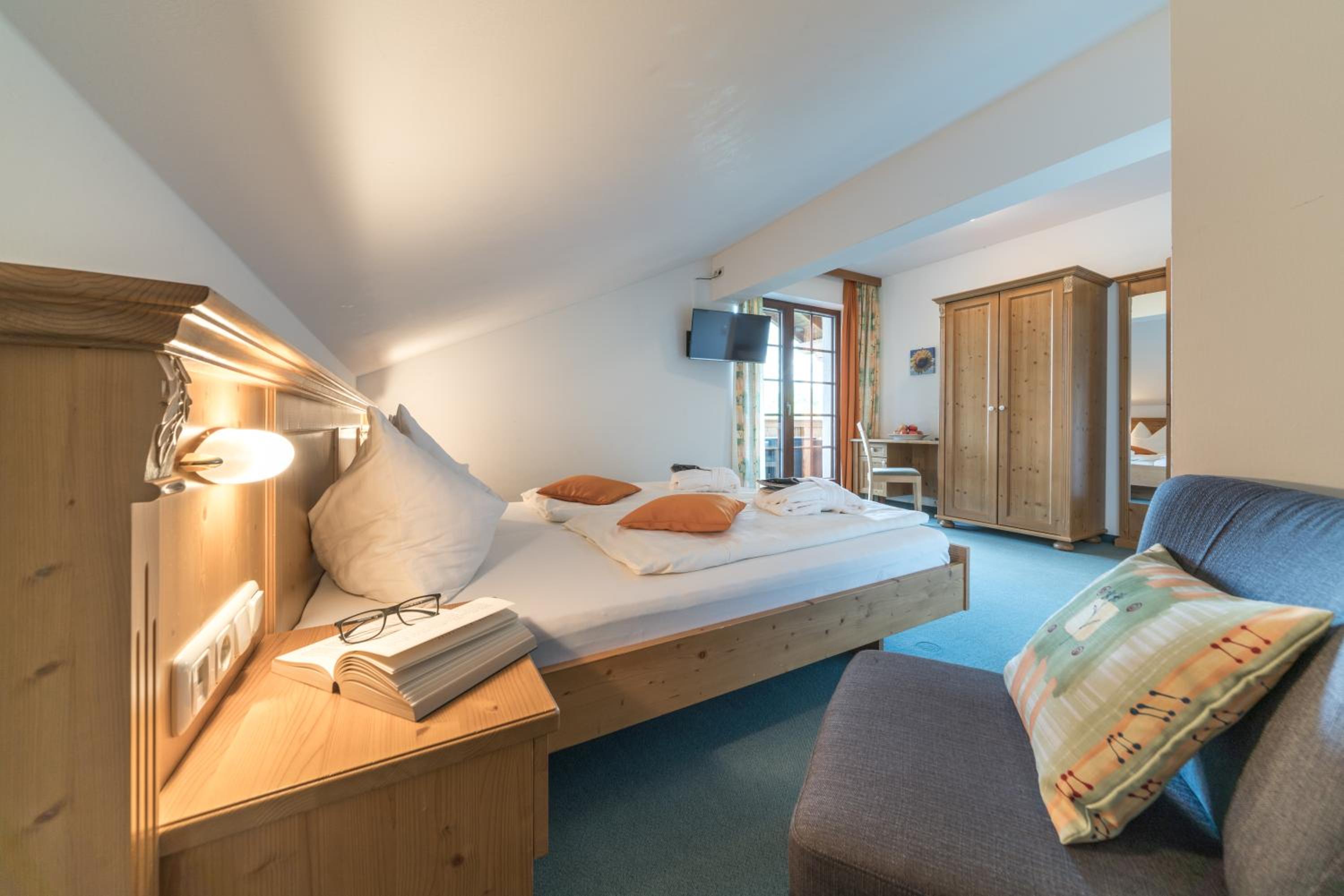 Apartment with Balcony and Panoramic View  photo 1