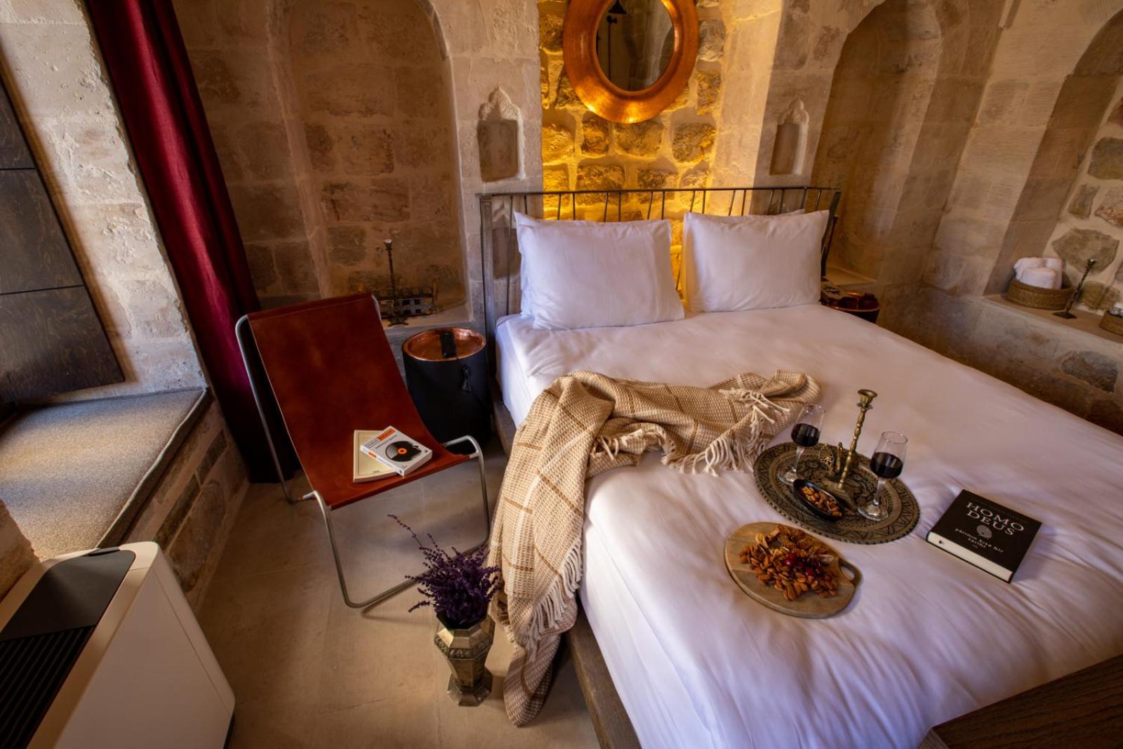 Deluxe Double Room - Photo 8