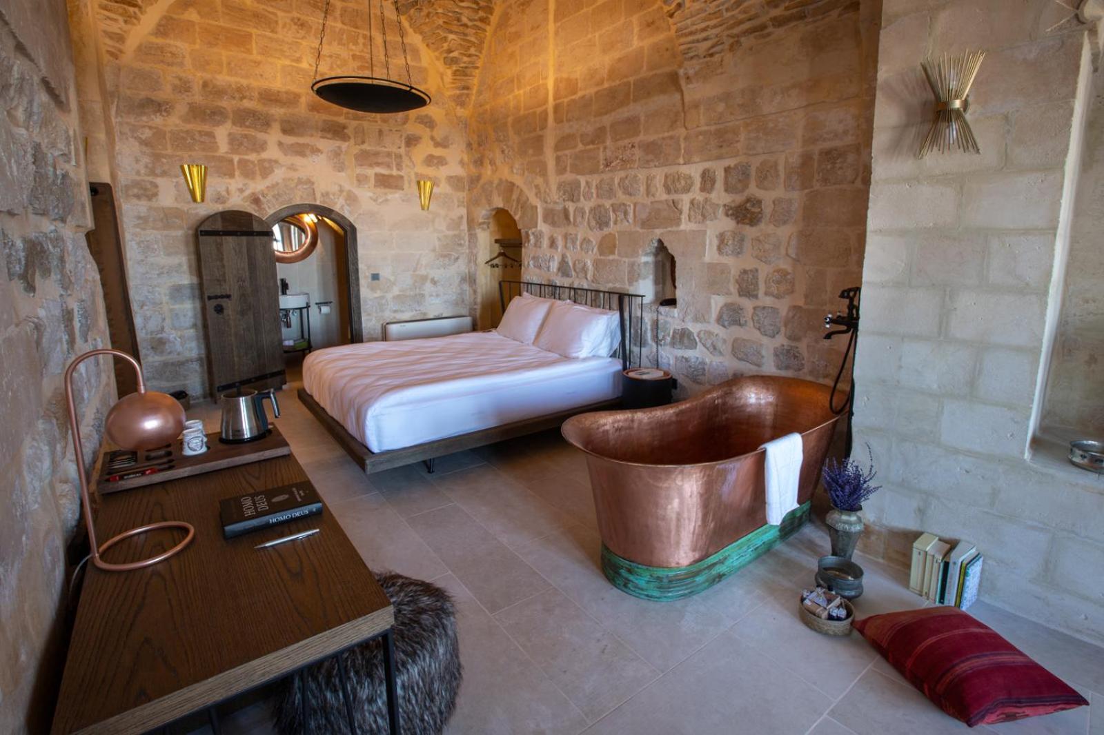 Superior Suite - Photo 2