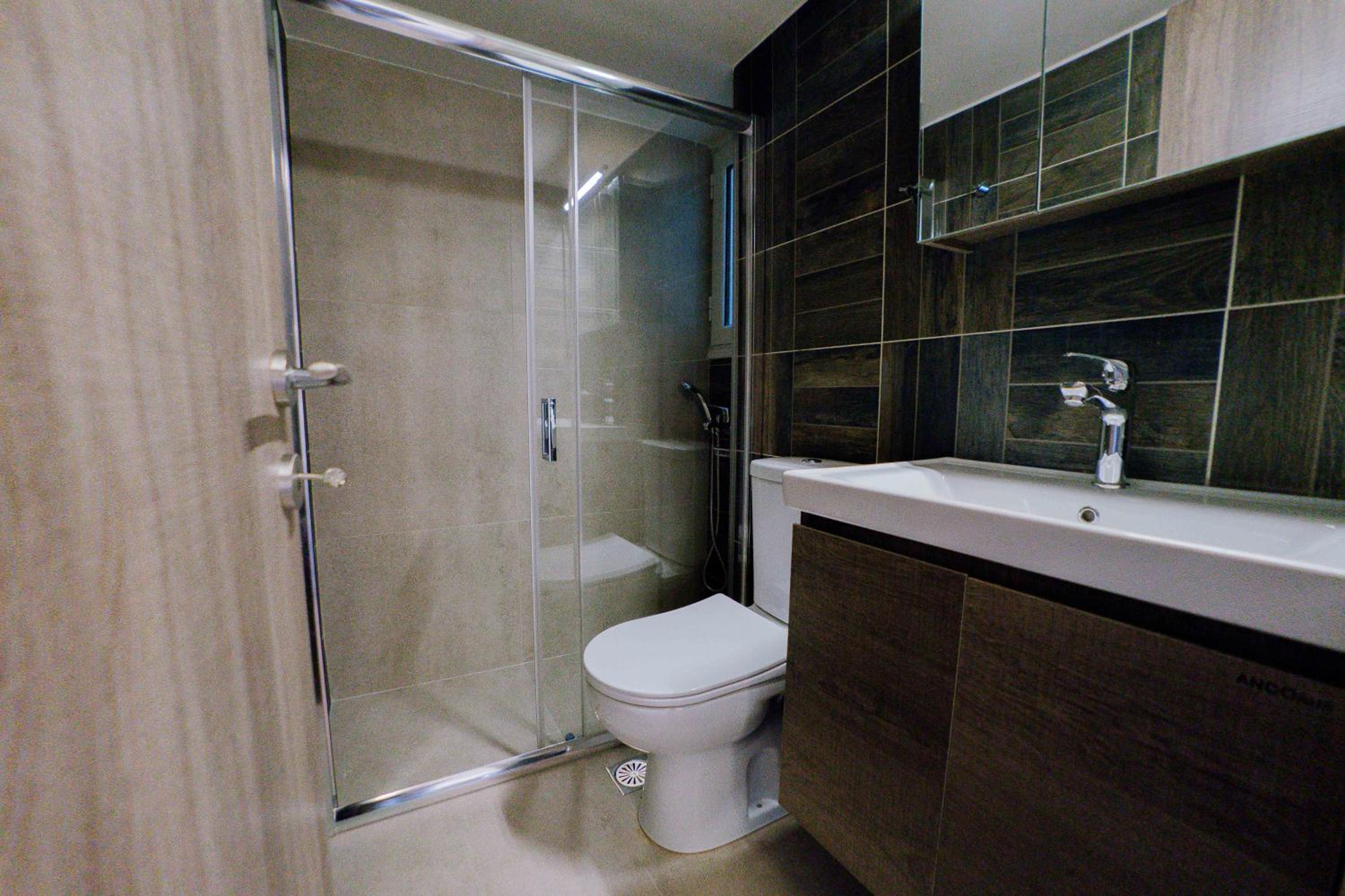 One-Bedroom Apartment - Photo 18
