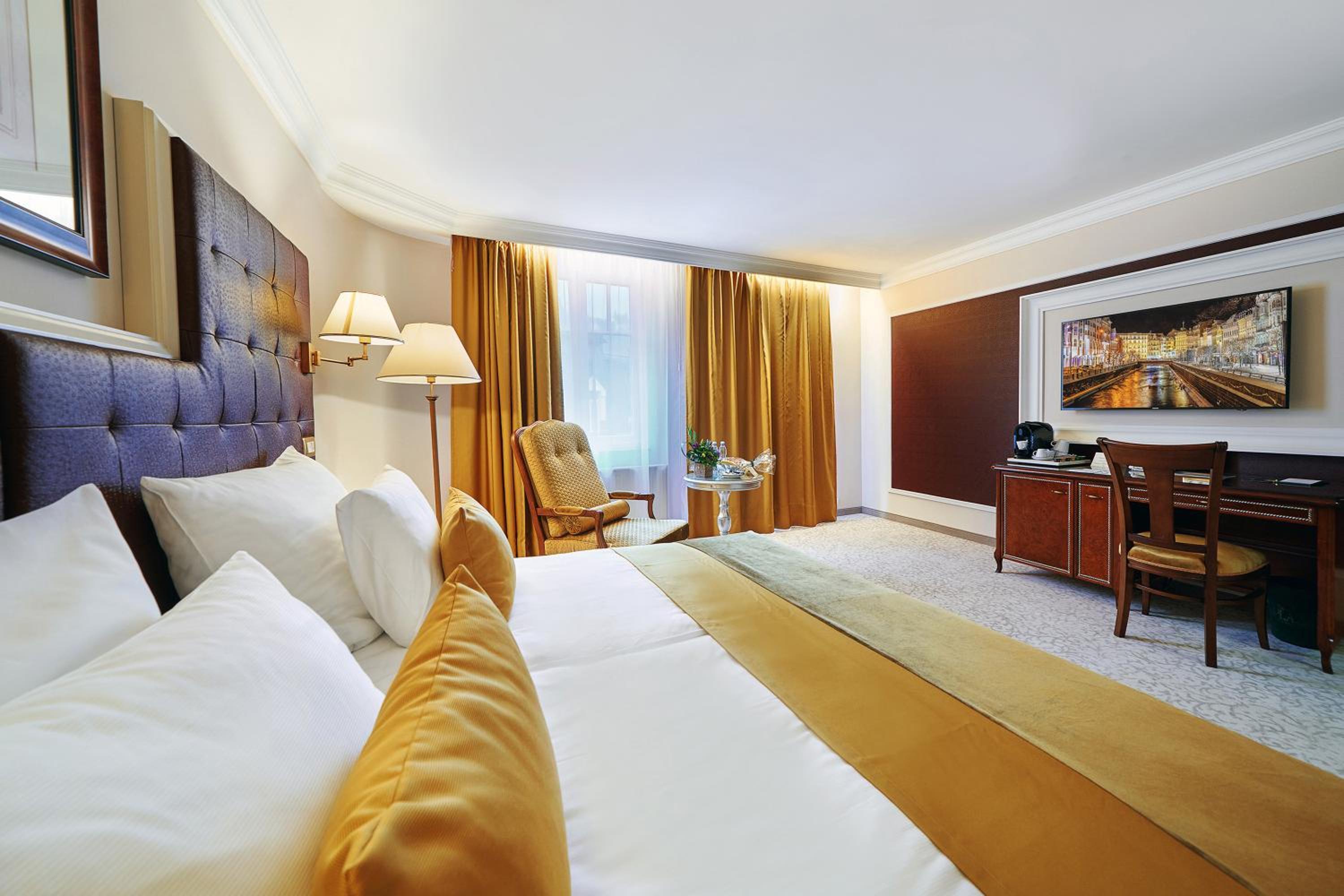 Superior Double or Twin Room with Entry to Wellness - Photo 2
