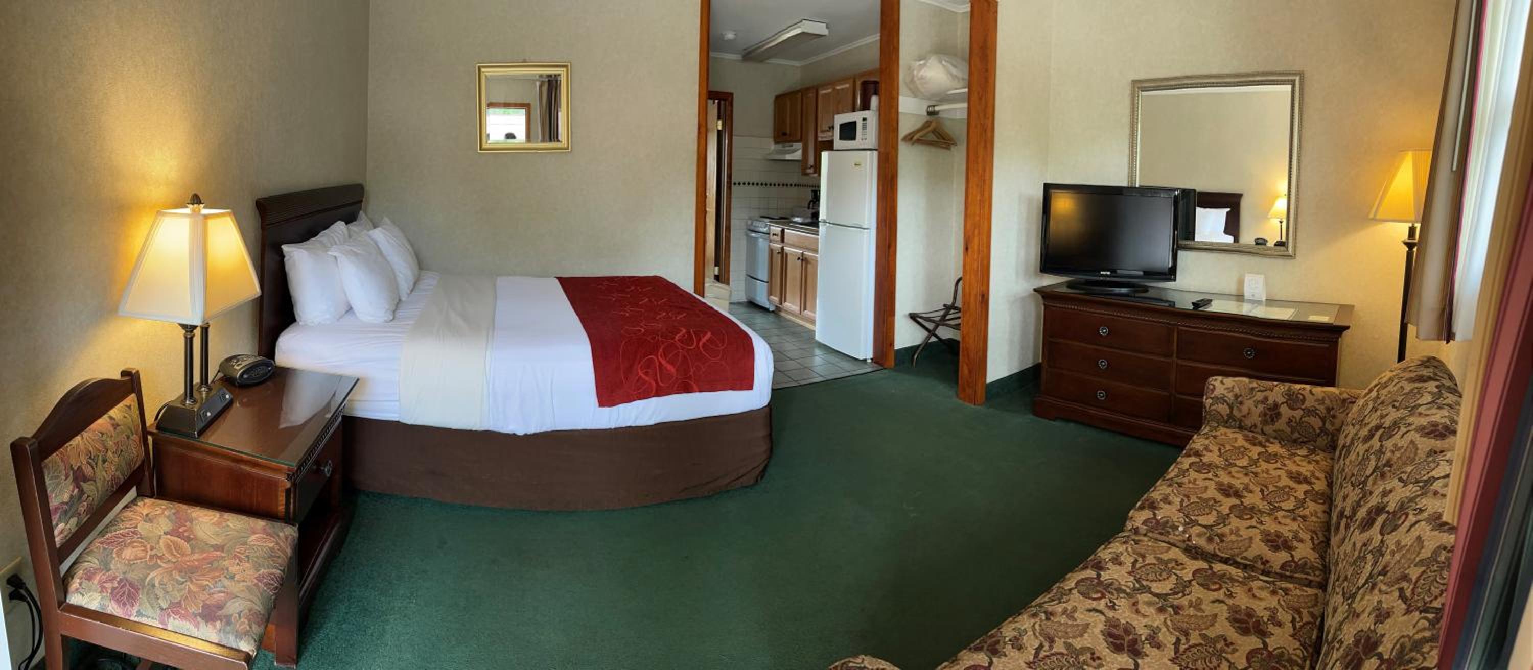 Deluxe King Room