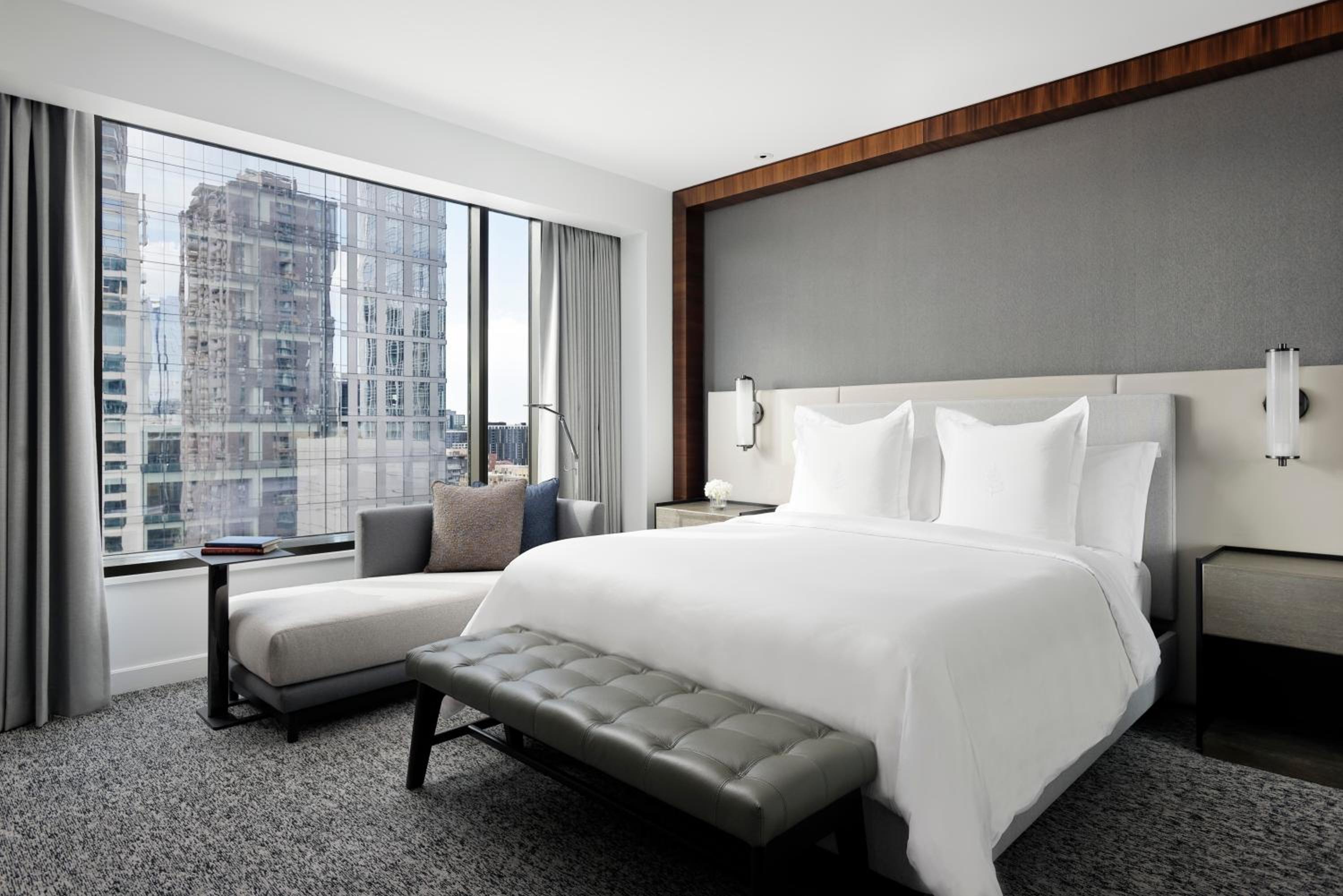 Superior King Room - Photo 3