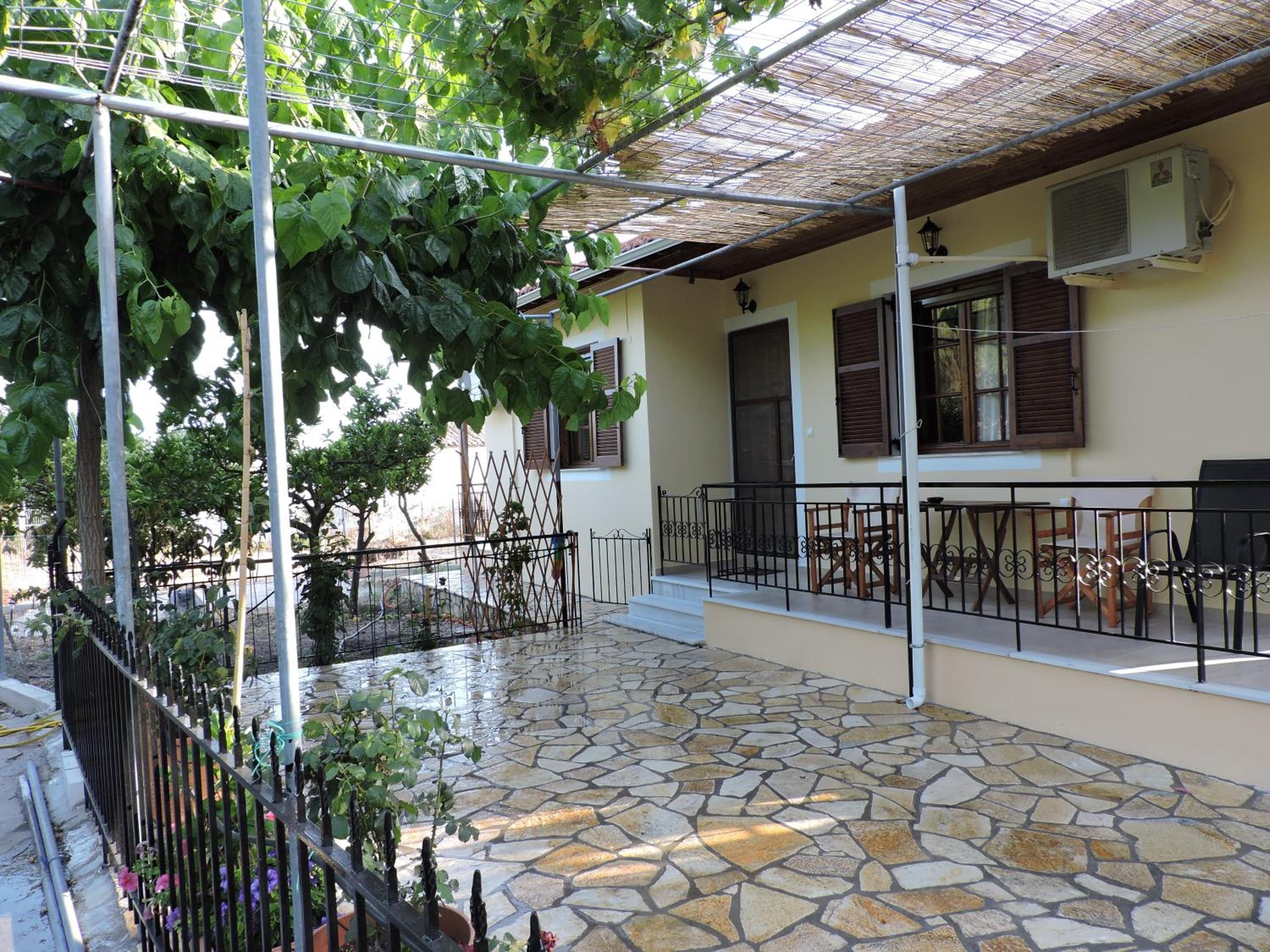 Two-Bedroom House photo 2